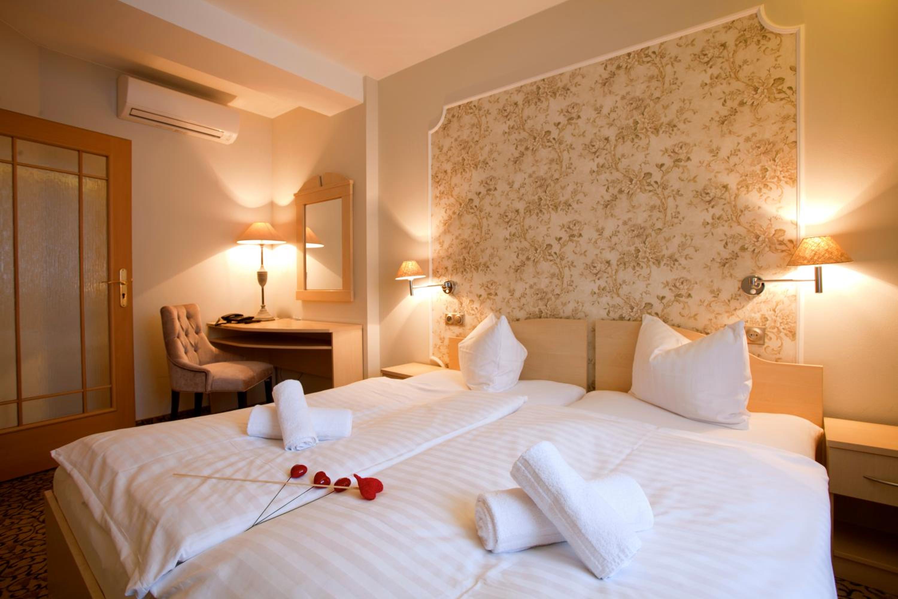 Double Room - Photo 4