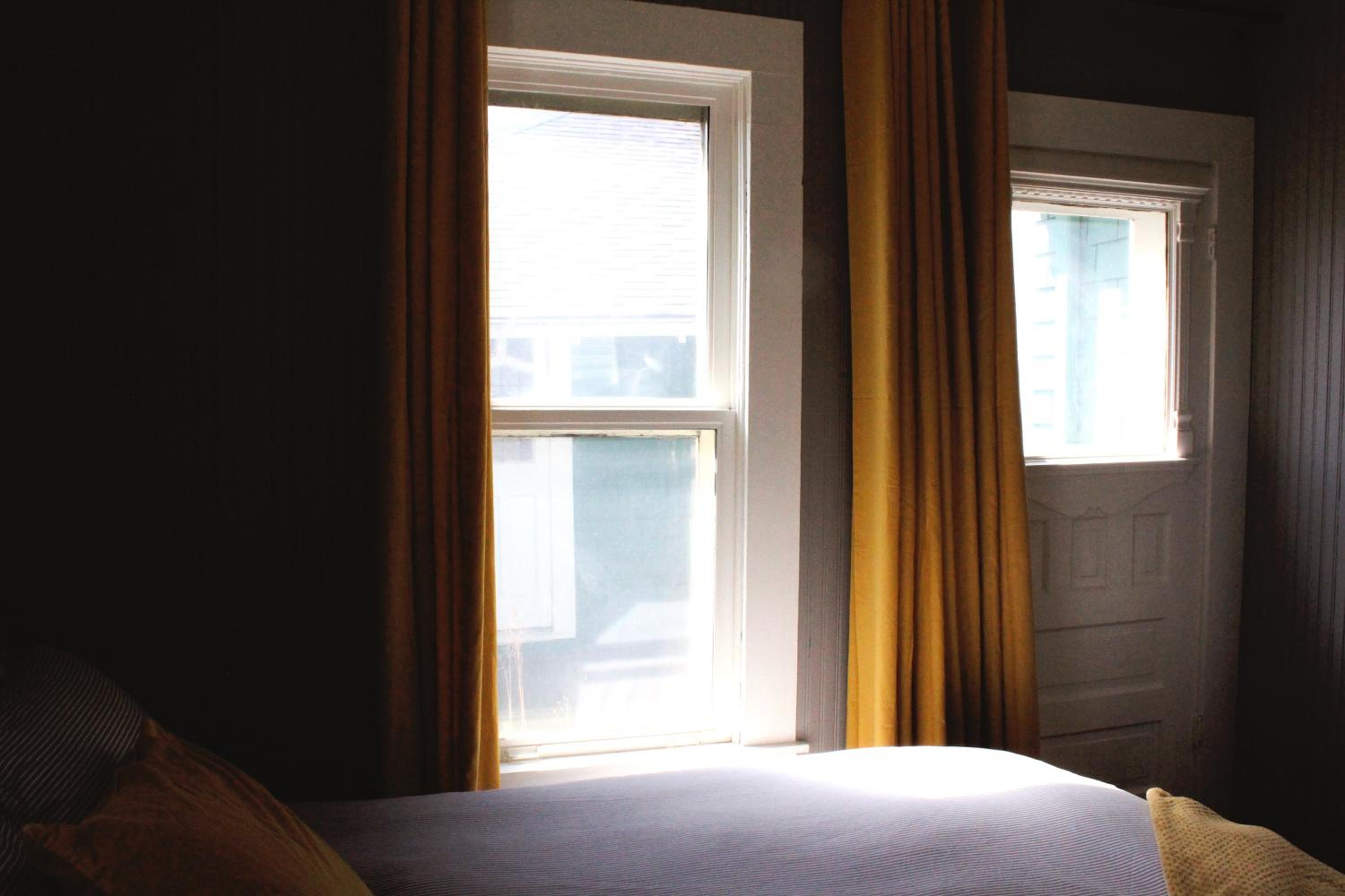 Deluxe Queen Room - Photo 6