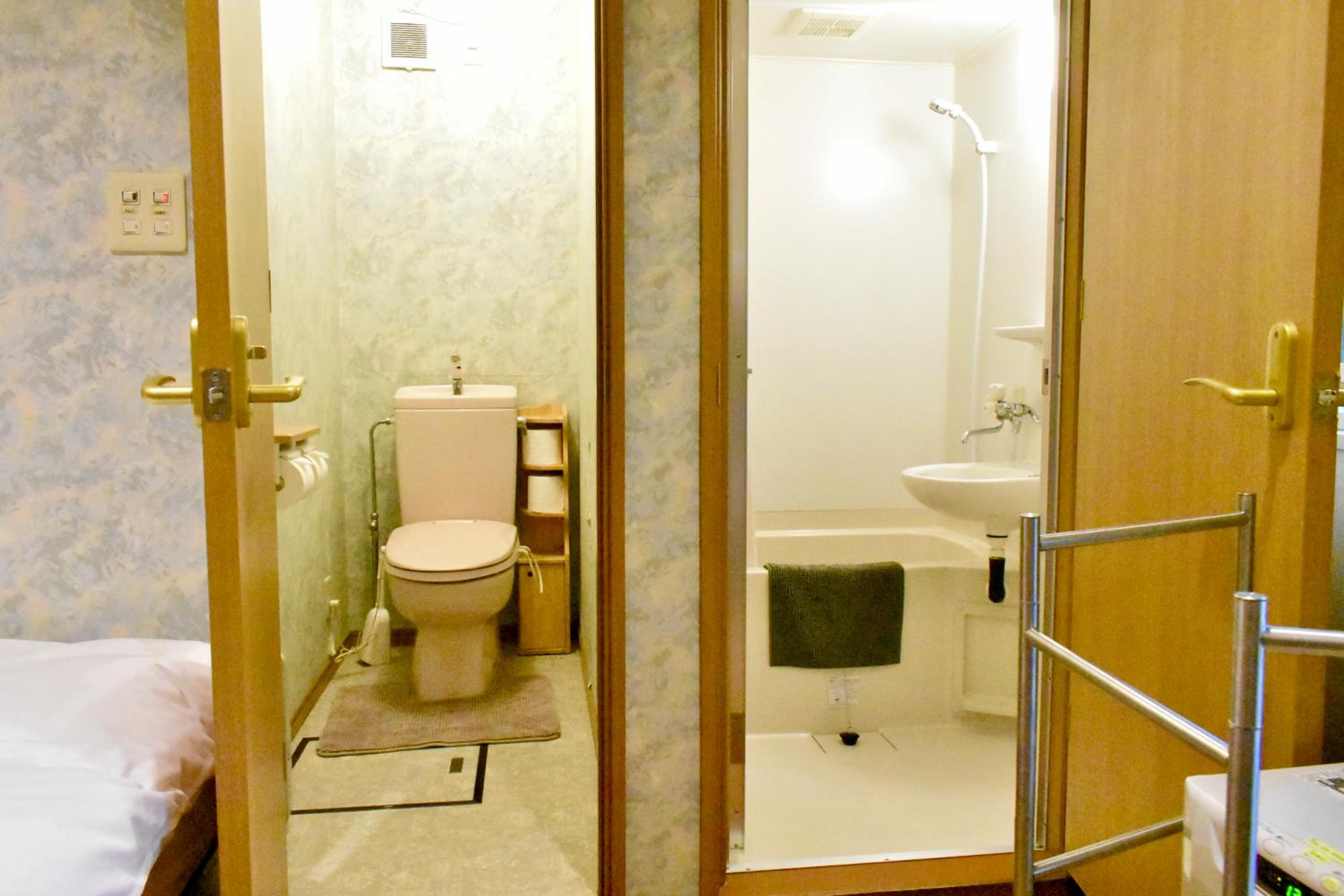 Deluxe Quadruple Room - Photo 2