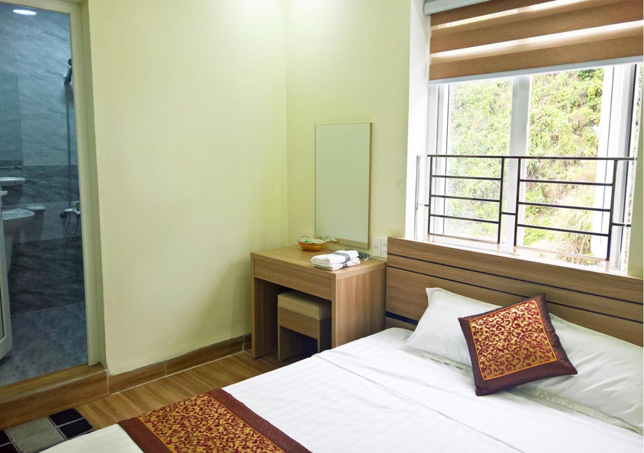 Large Double Room - Photo 14