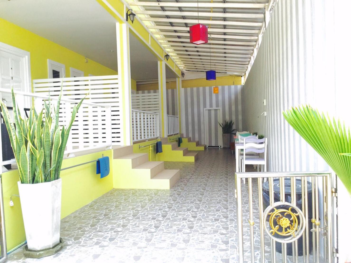 Quadruple Room with Terrace photo 2