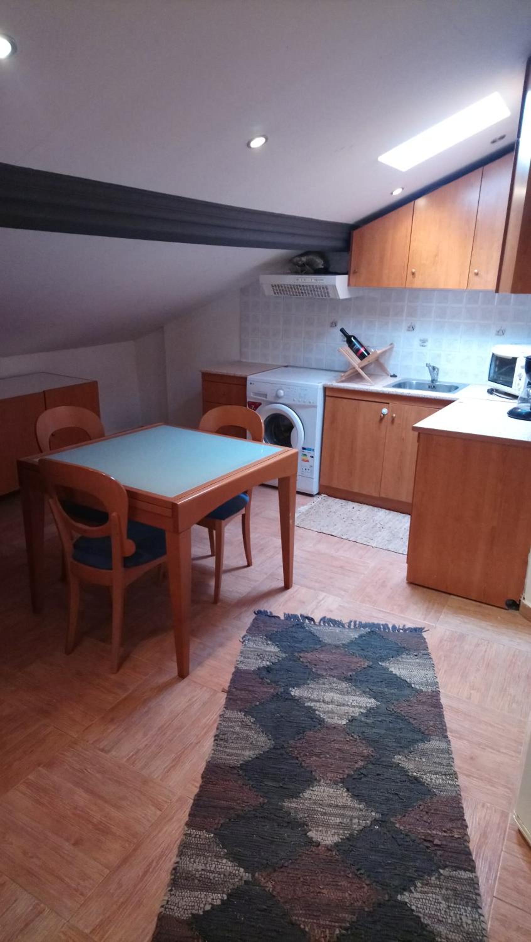 Apartment (4 Adults) - Photo 9