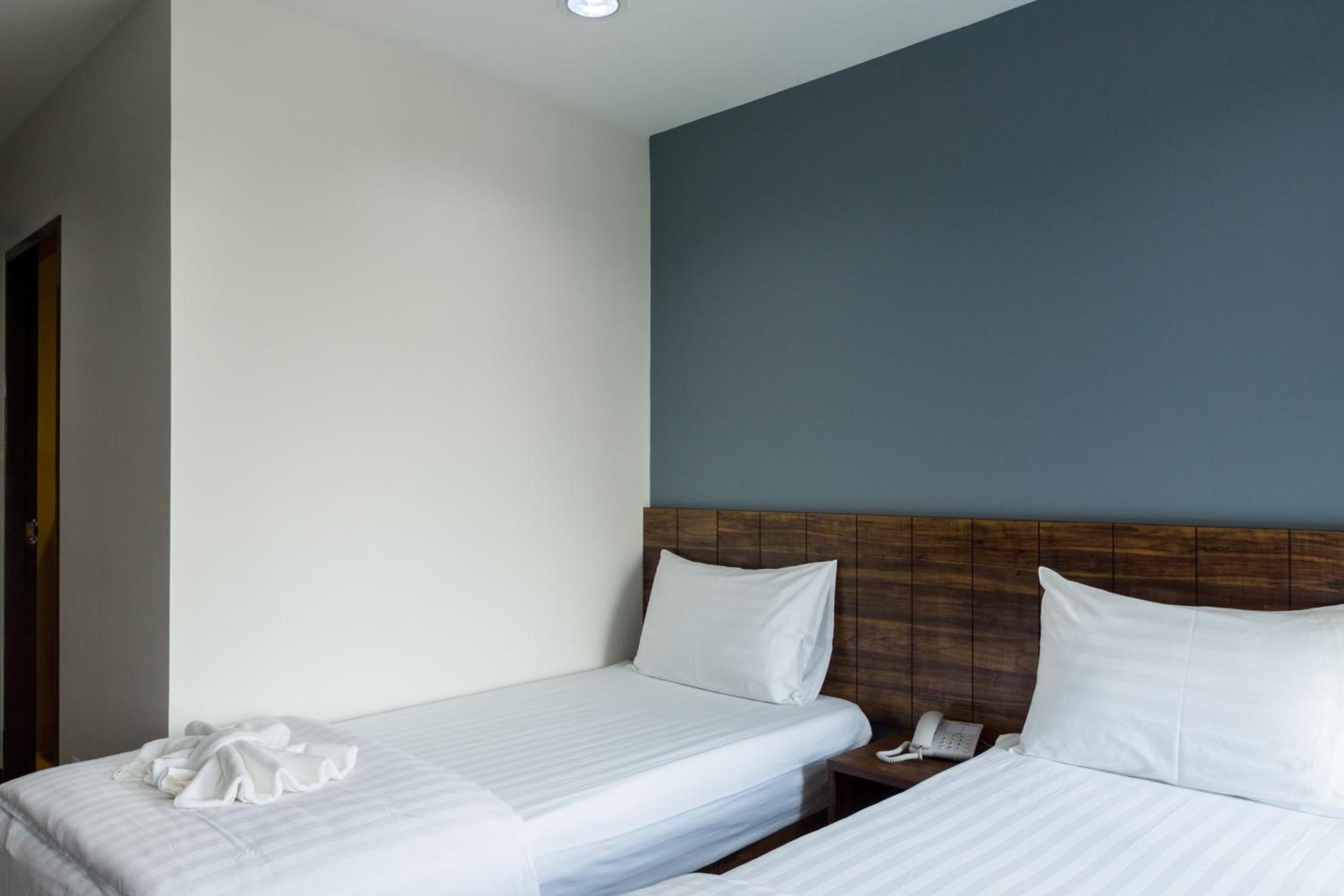Deluxe Twin Room photo 1