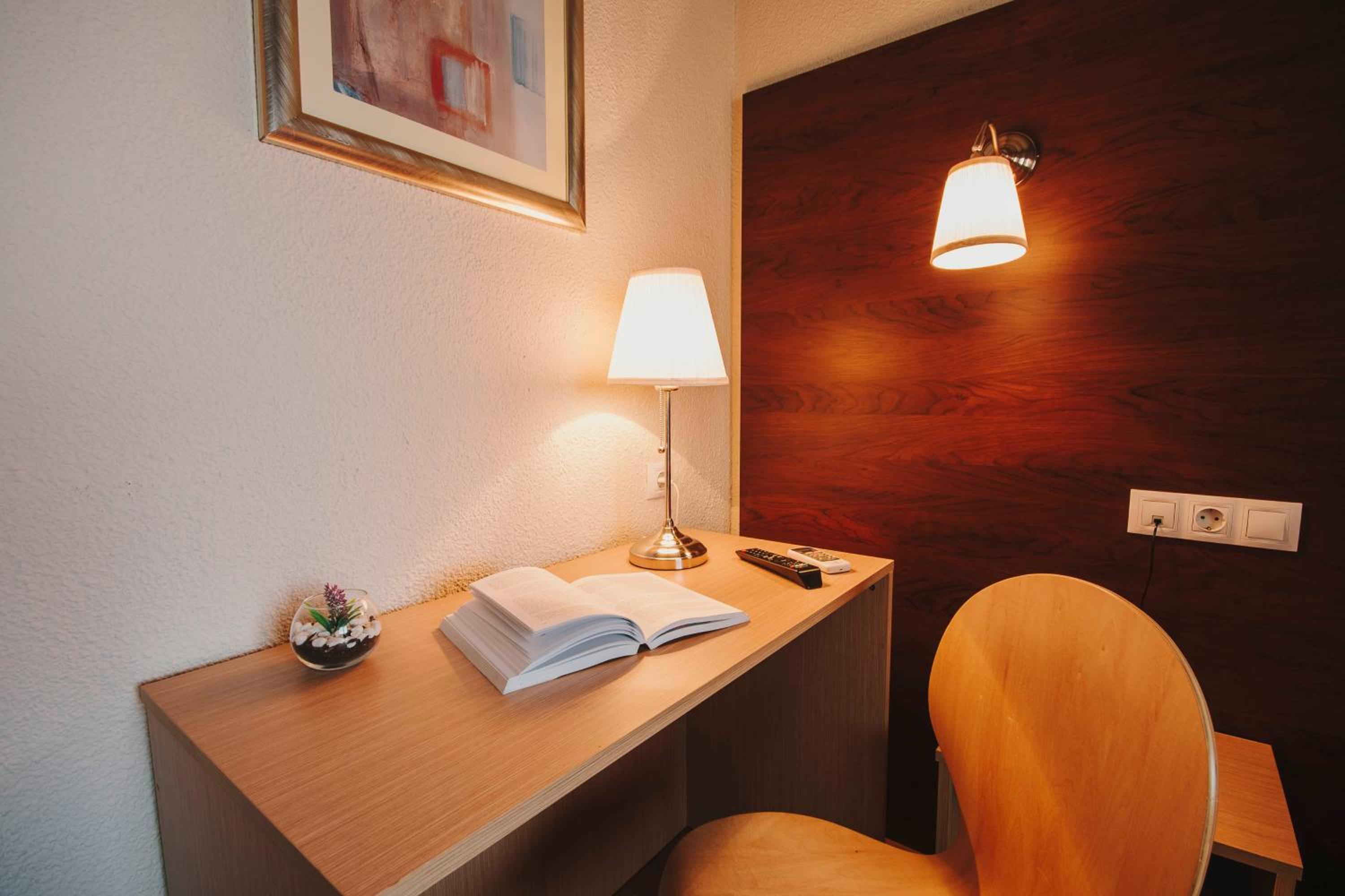 Single Room photo 2