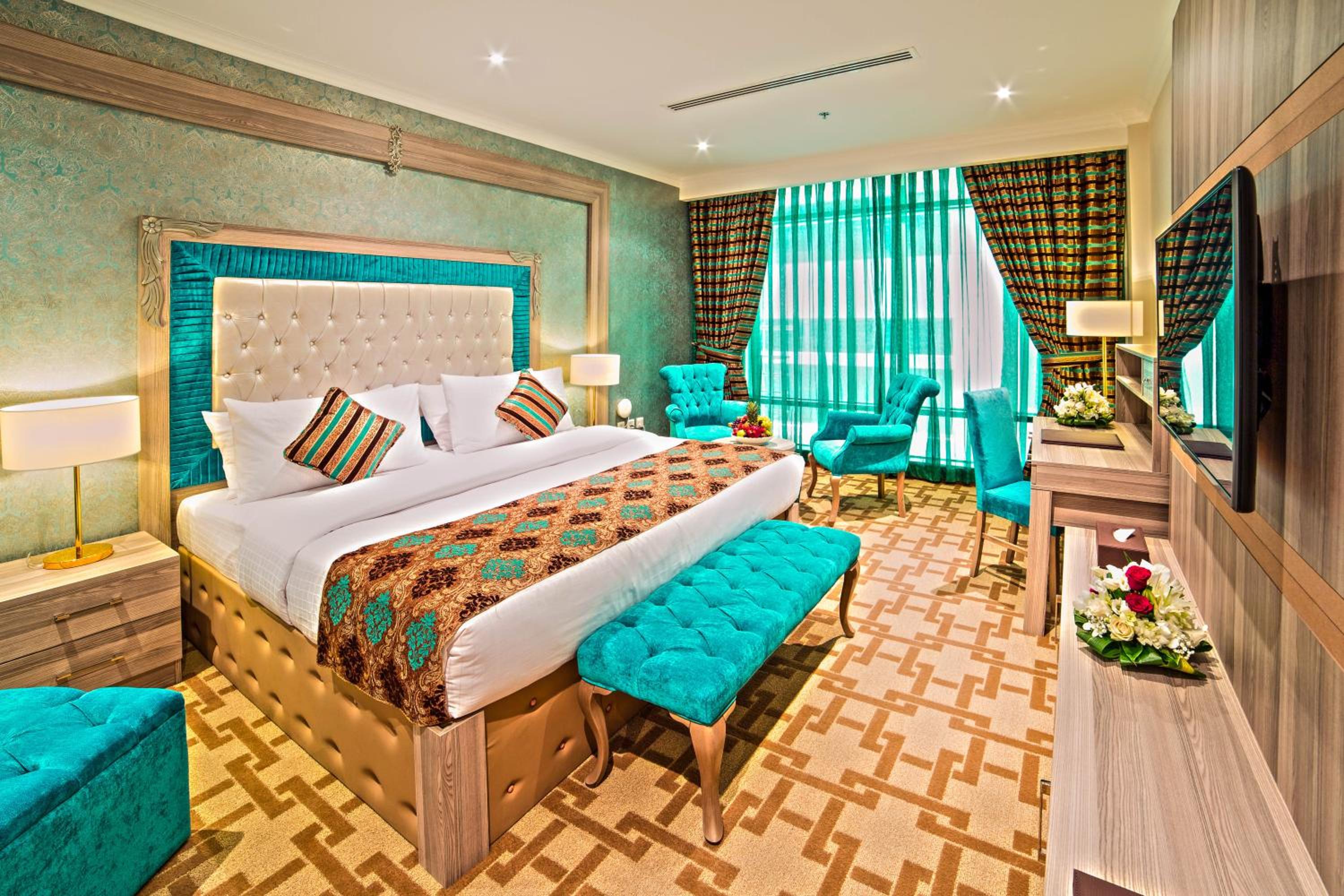 Deluxe King Room