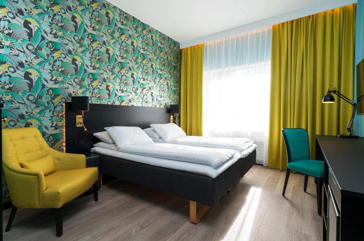 Standard Twin Room - Photo 1