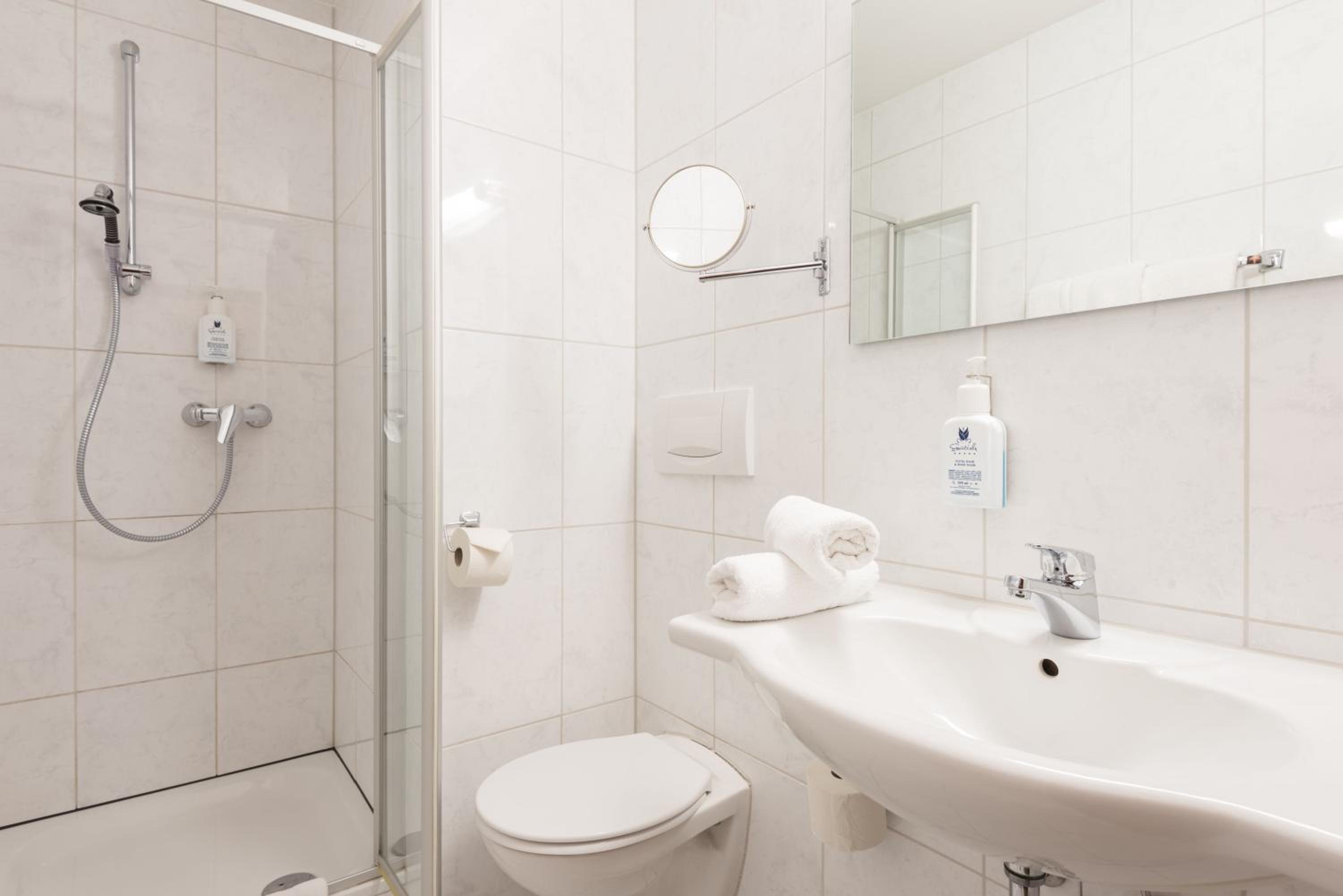 Double Room - Photo 4