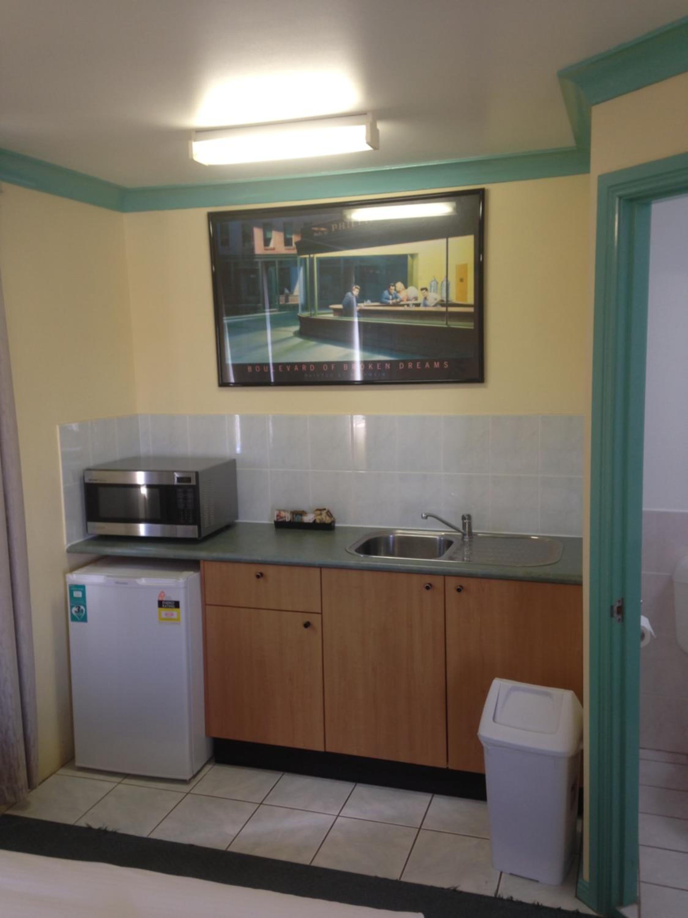Twin Room - Photo 3