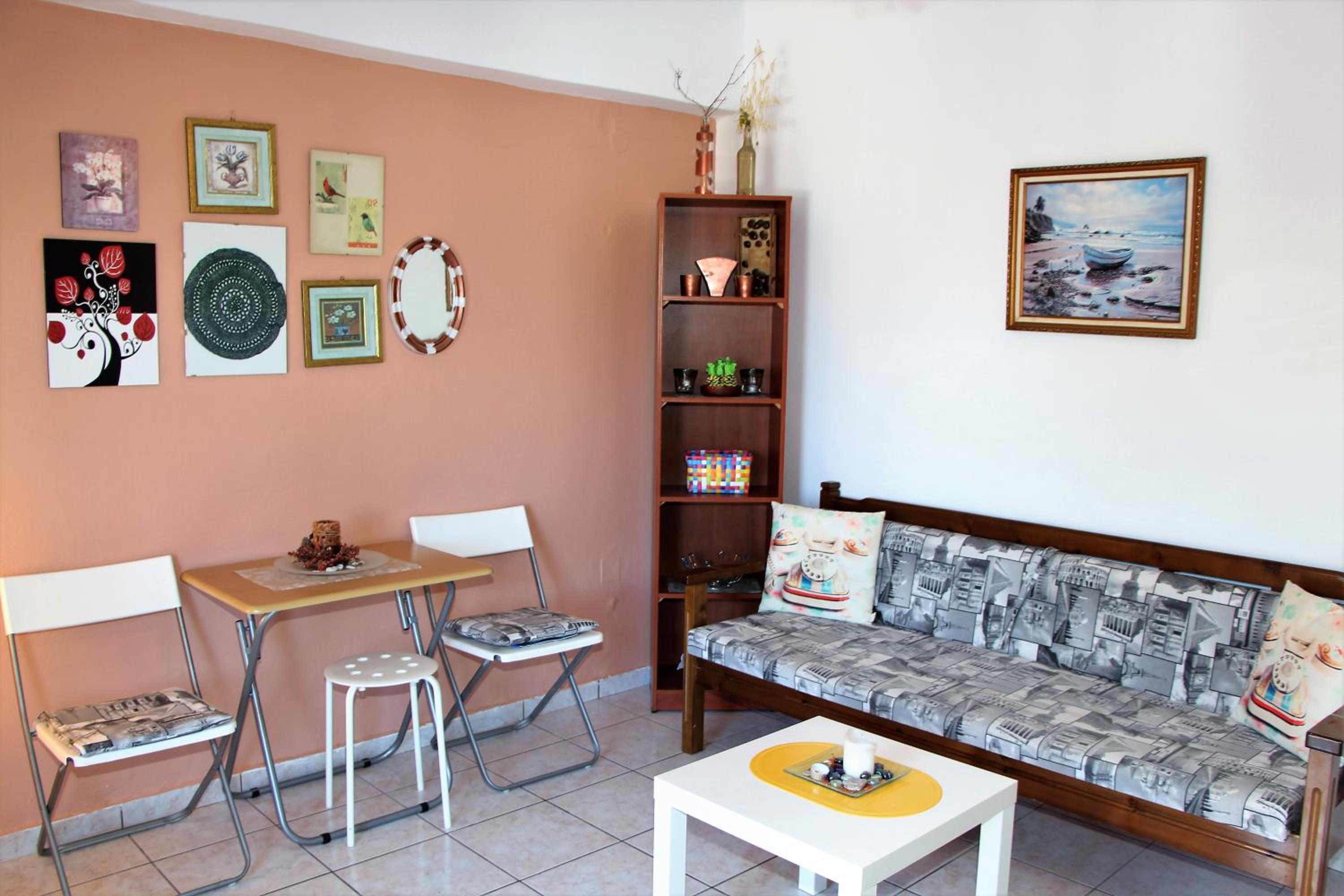 Two-Bedroom Apartment With Sea View (4 Adults)