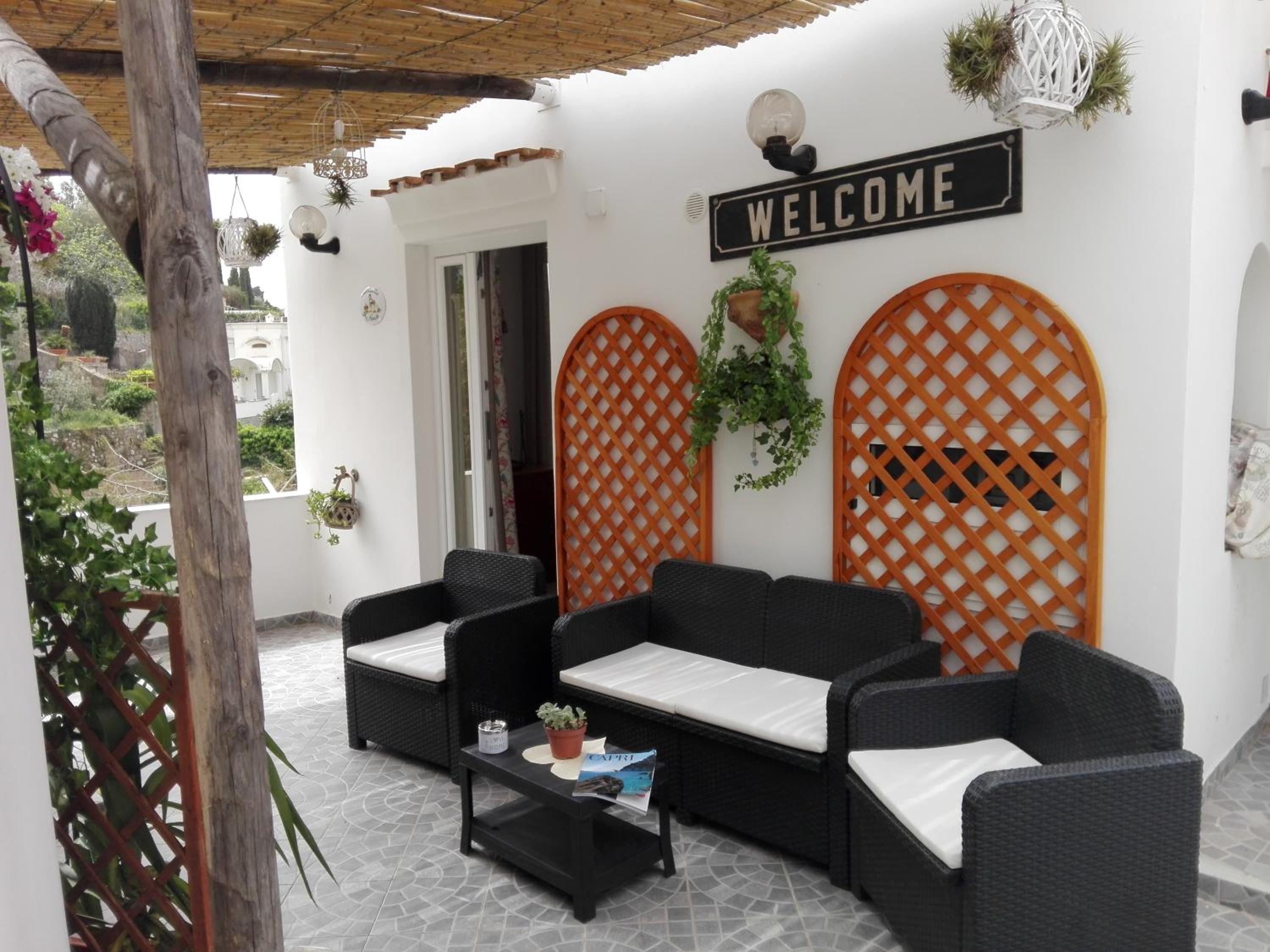 Apartment with Terrace - Photo 36