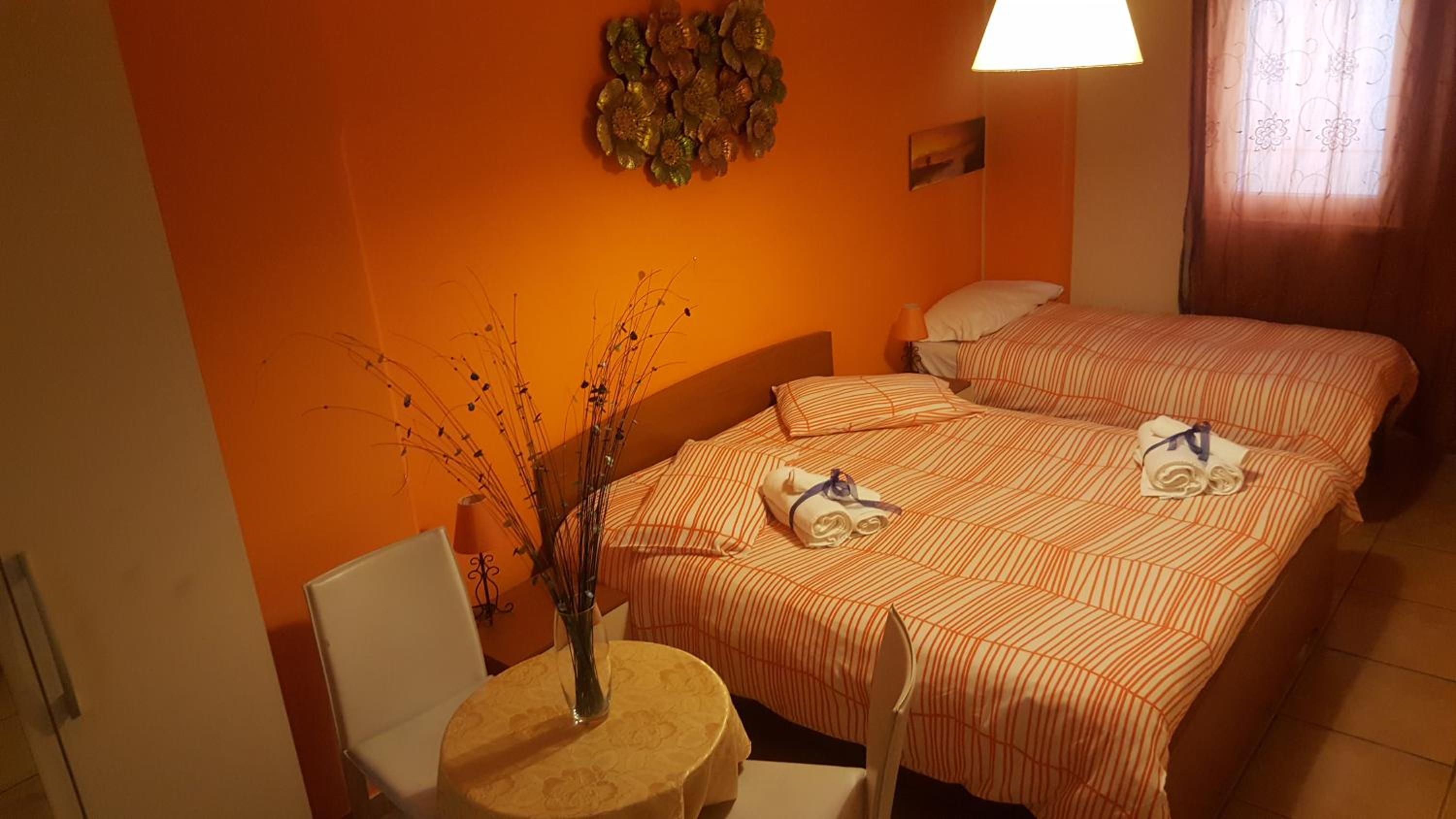 Deluxe Double or Twin Room photo 3