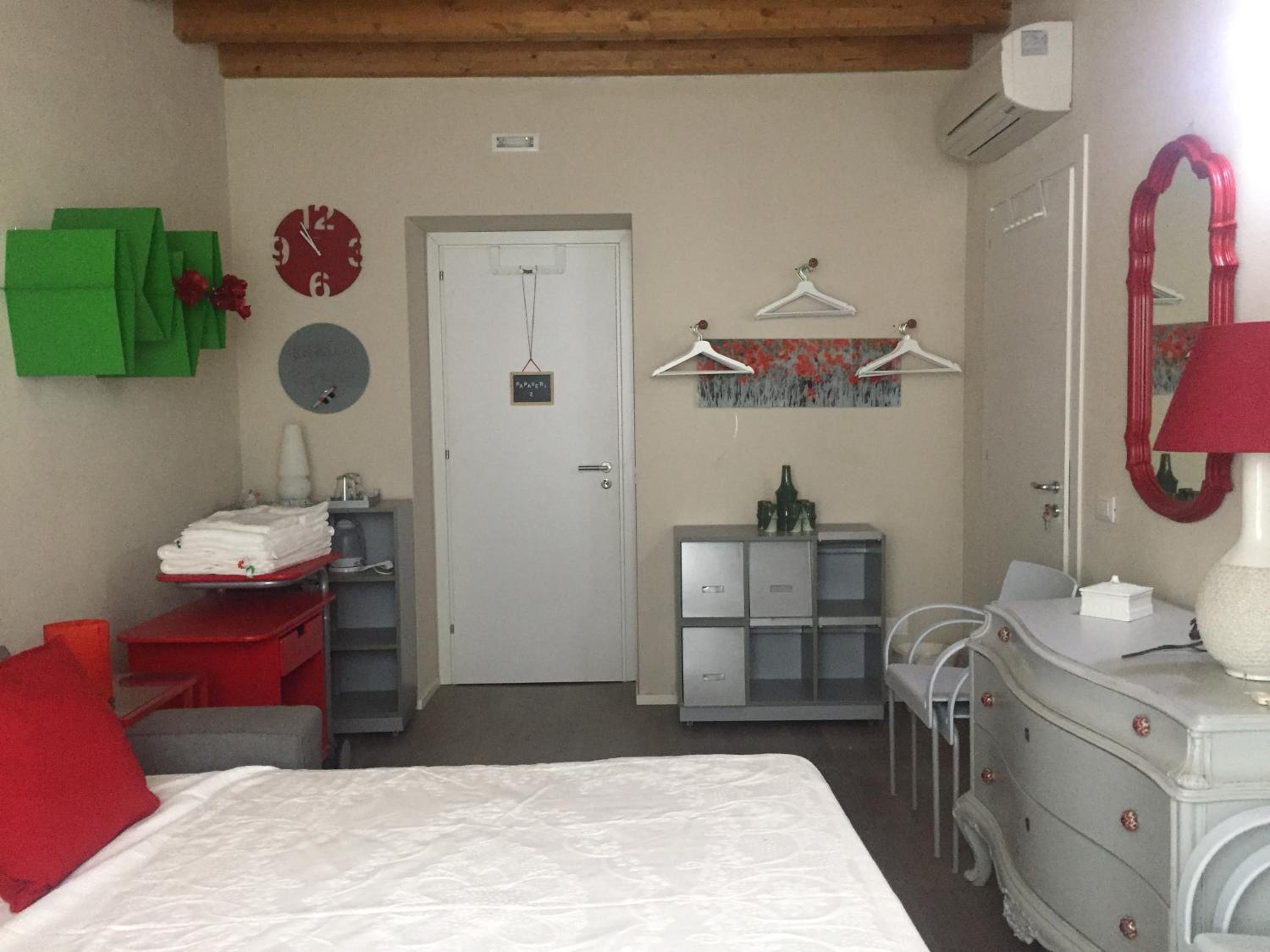 Deluxe Double Room with Extra Bed photo 1