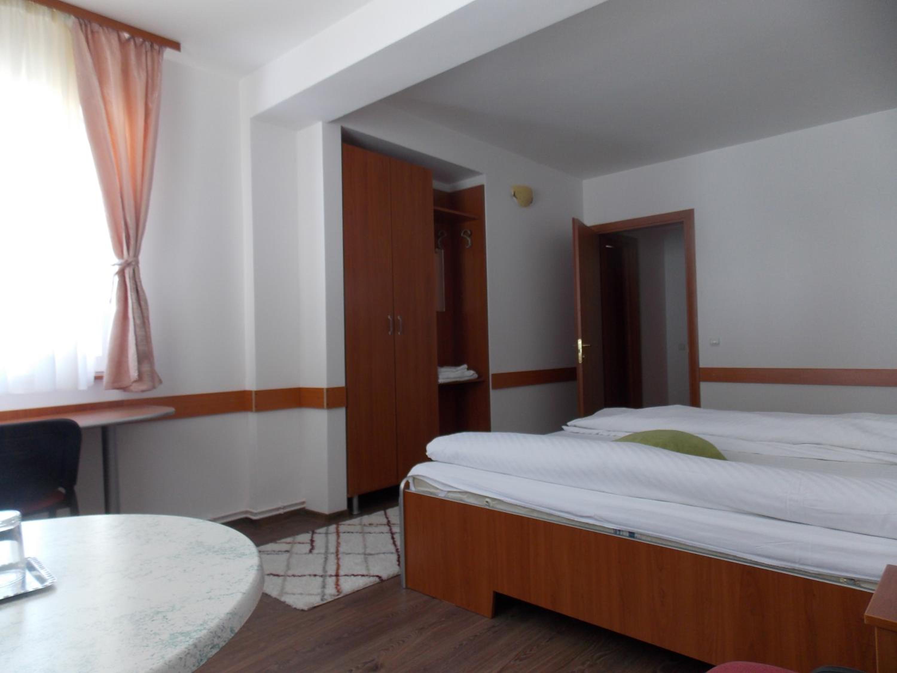 Two-Bedroom Suite with Balcony photo 2