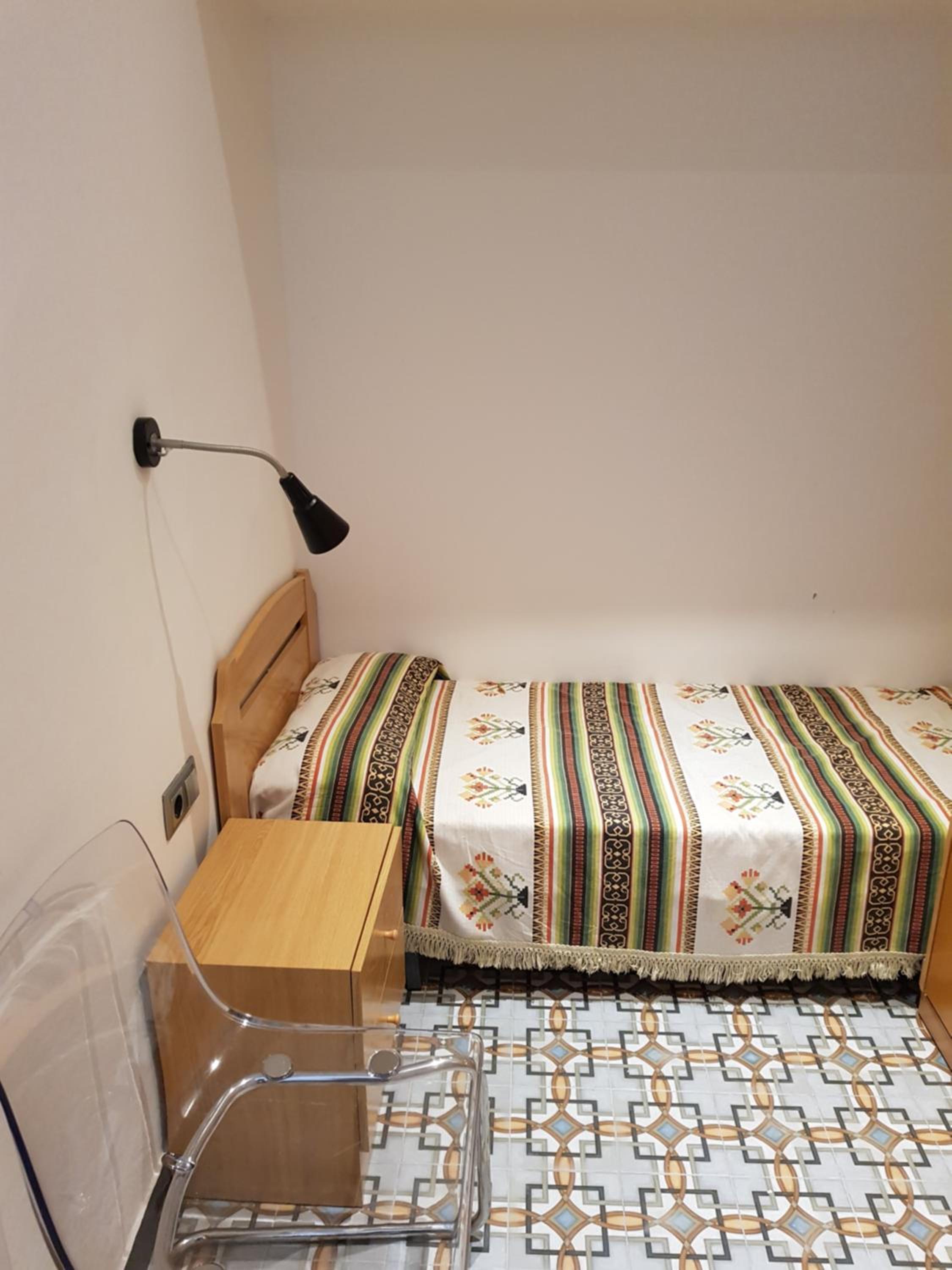 Three-Bedroom Apartment - Photo 23