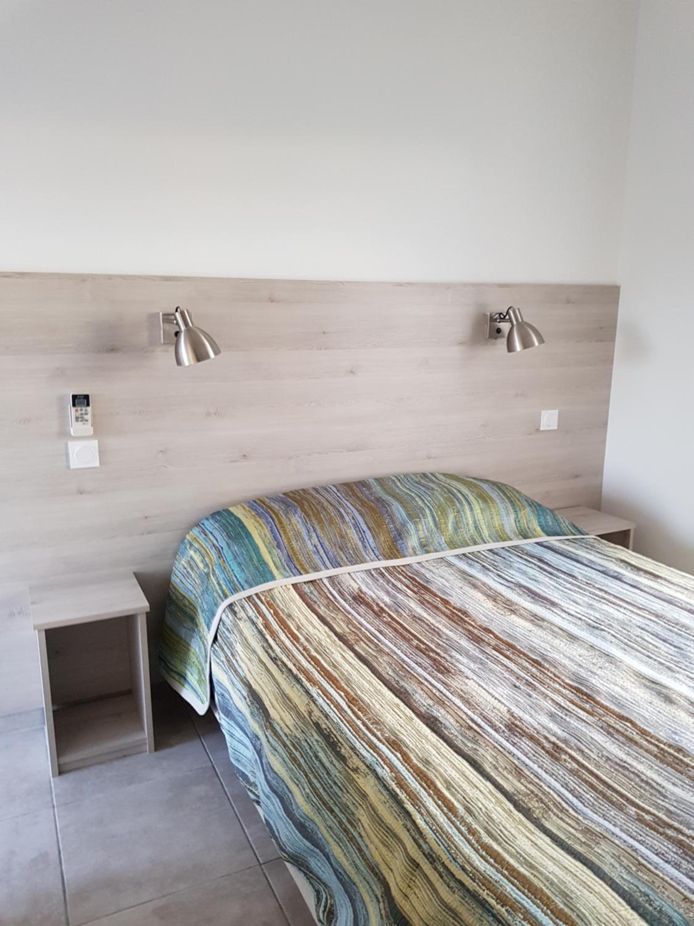 Superior Double Room with Air conditioning and Shared Terrace