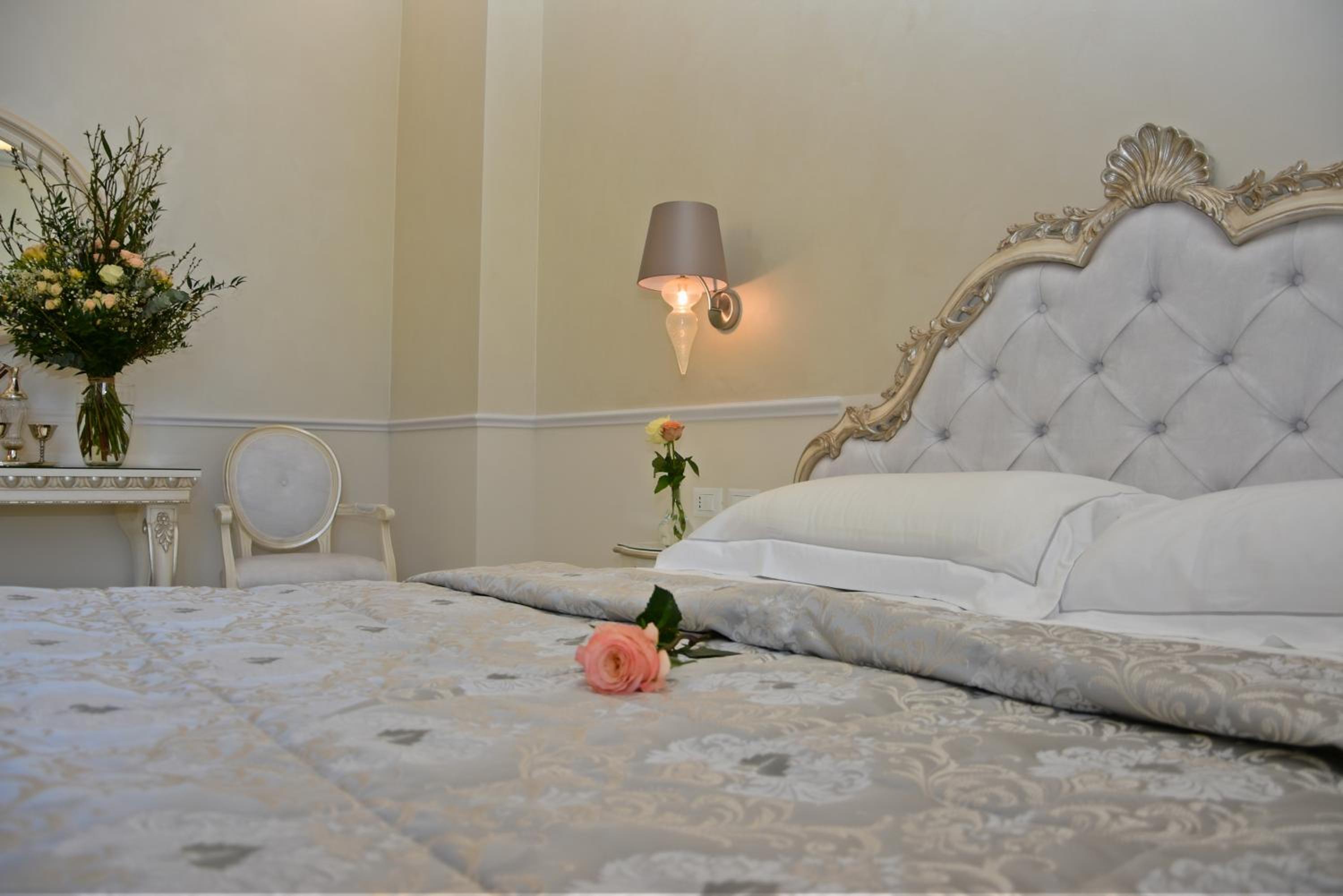 Classic Double Room with SPA access photo 3