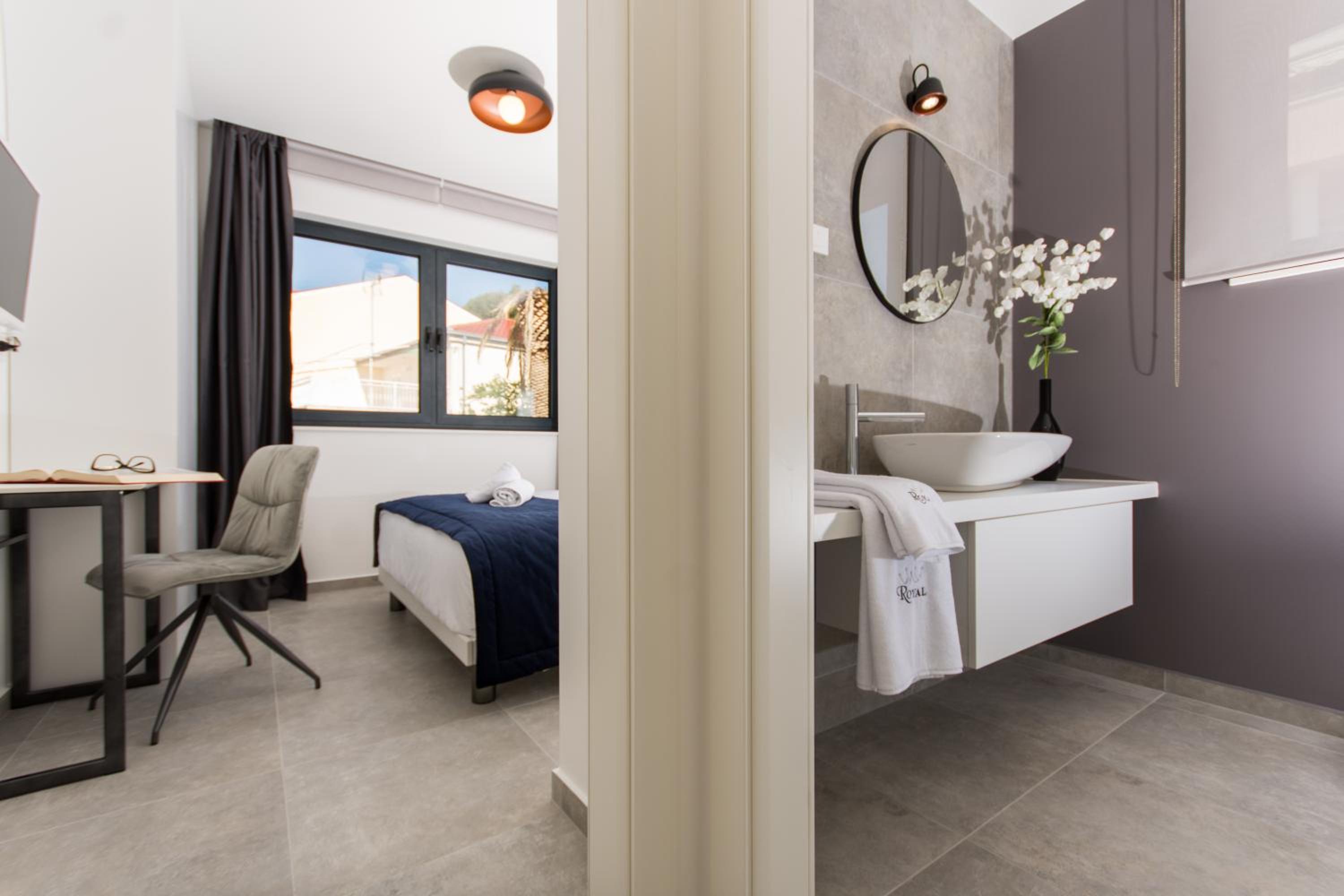 Two-Bedroom Apartment with Patio and Sea View