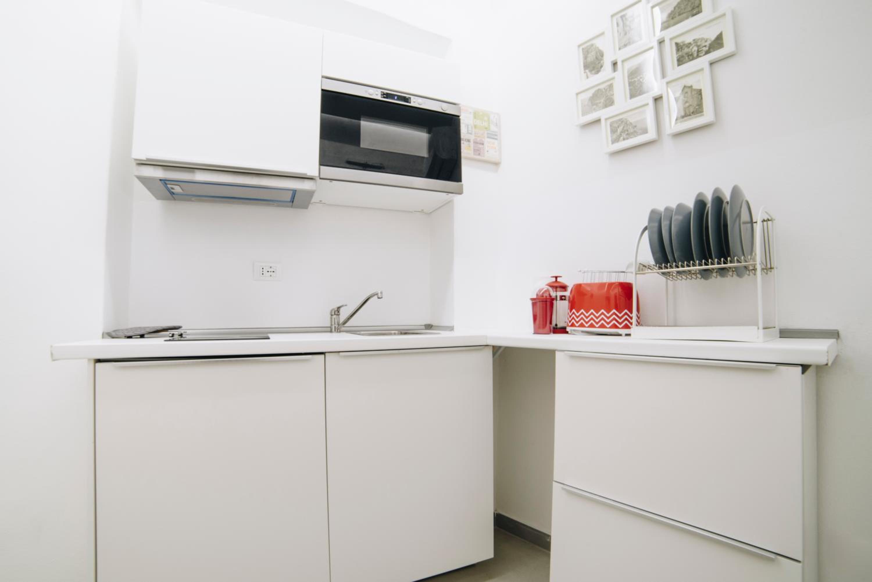 One-Bedroom Apartment (2 - 4 Adults) - Photo 11