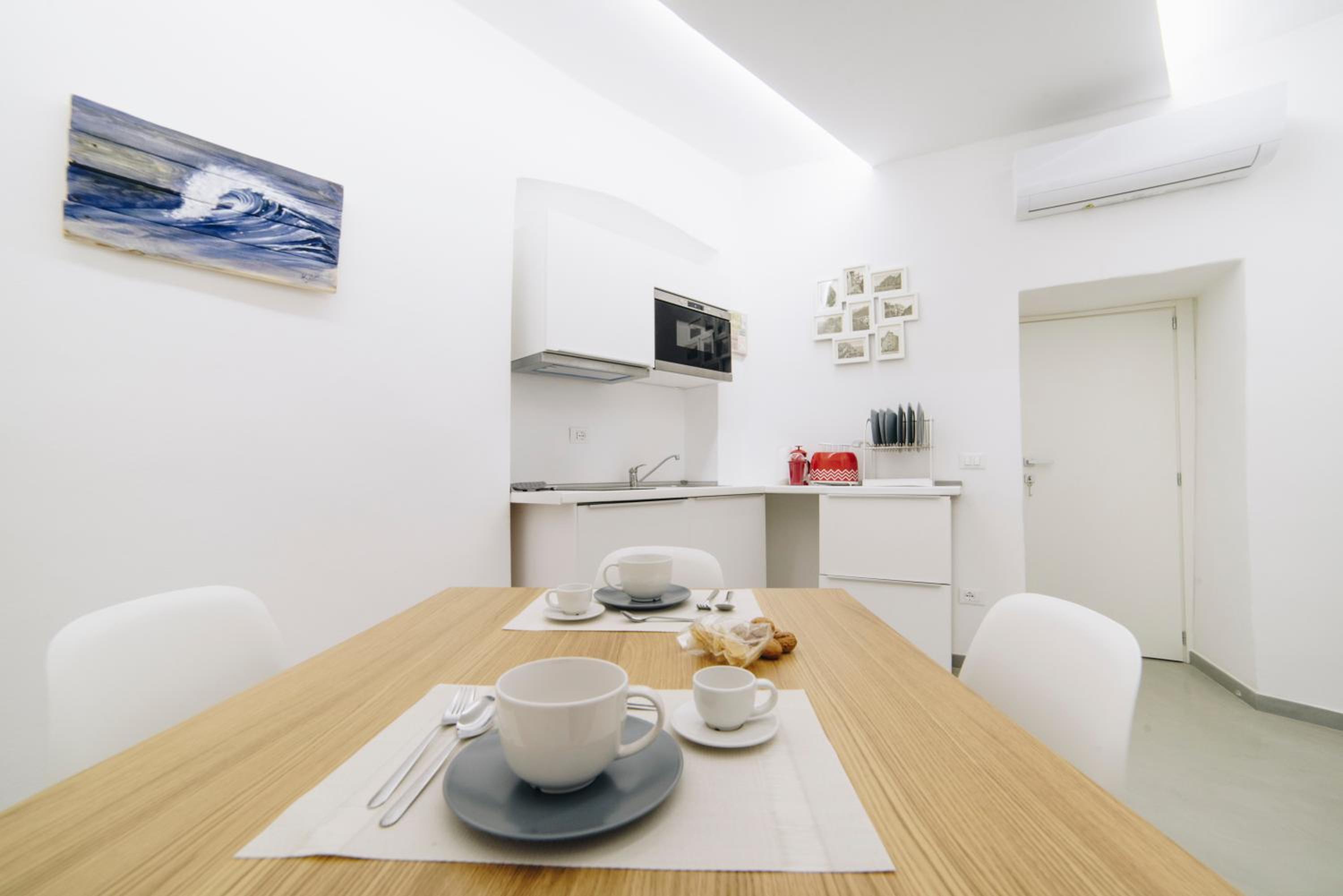 One-Bedroom Apartment (2 - 4 Adults) - Photo 10