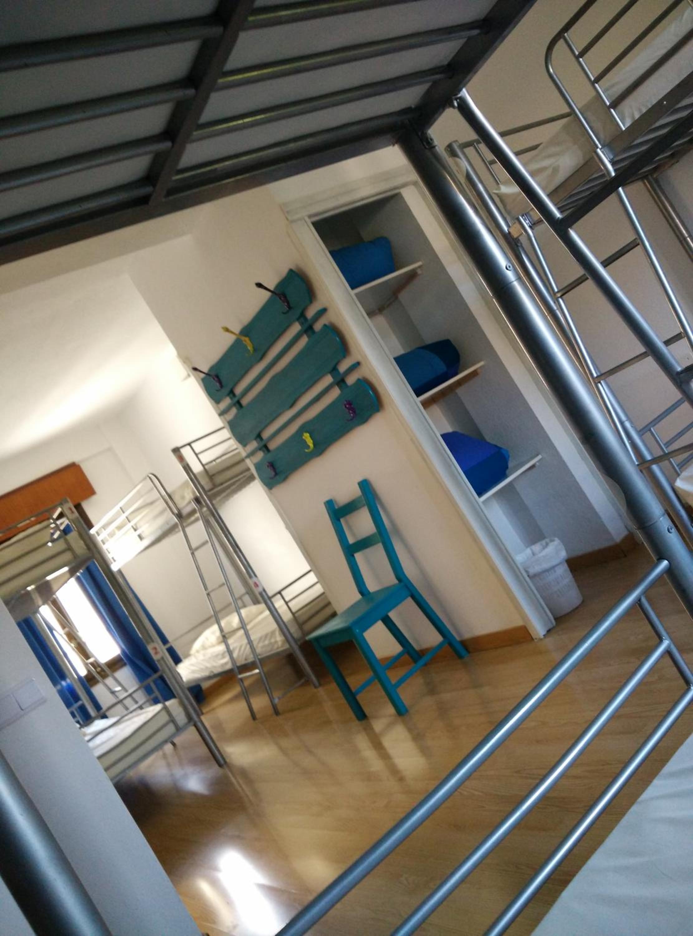 Single Bed in Mixed Dormitory Room photo 3