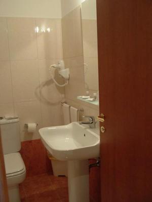 Triple Room with Balcony photo 2