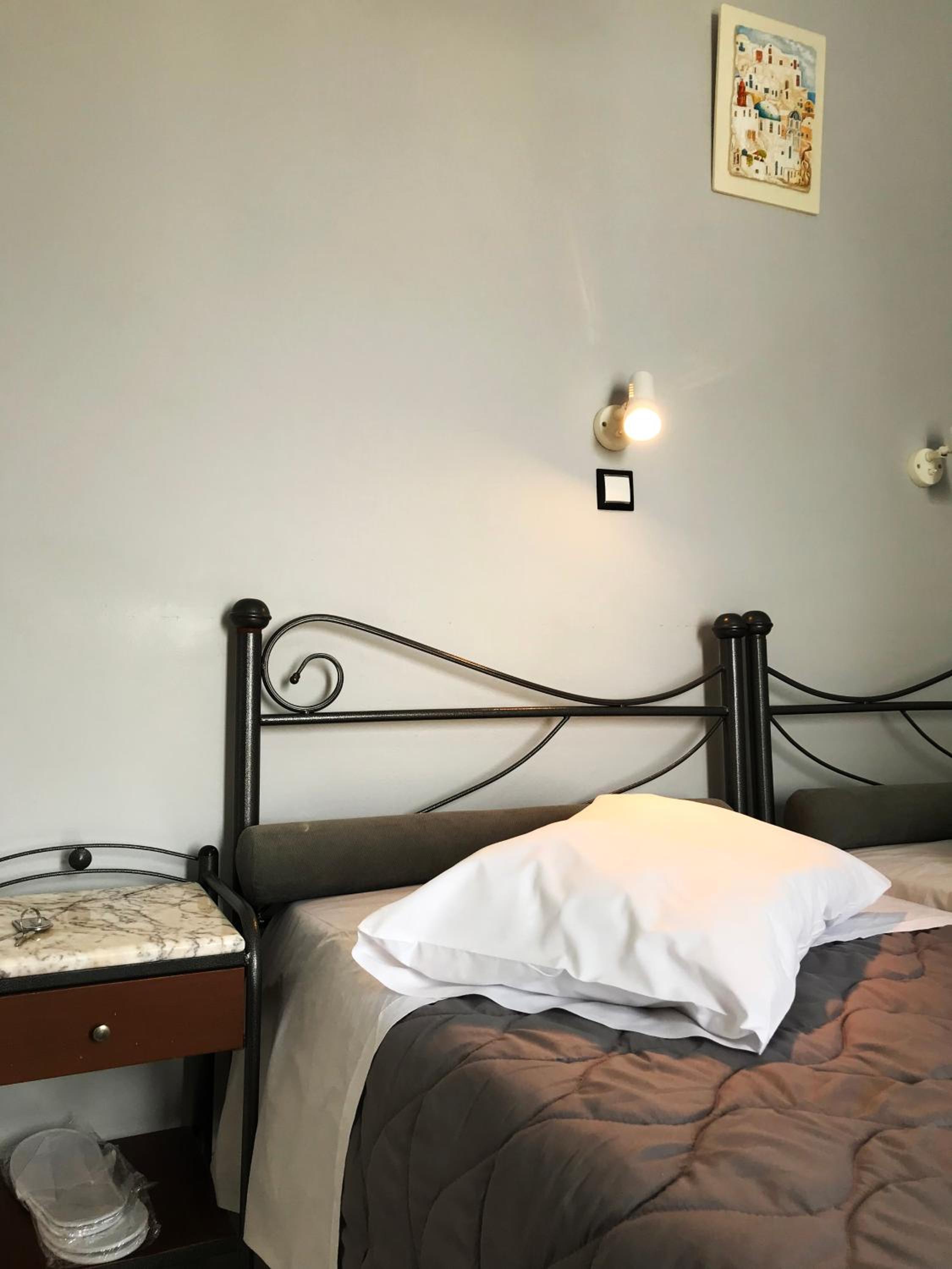 Double or Twin Room - Photo 32