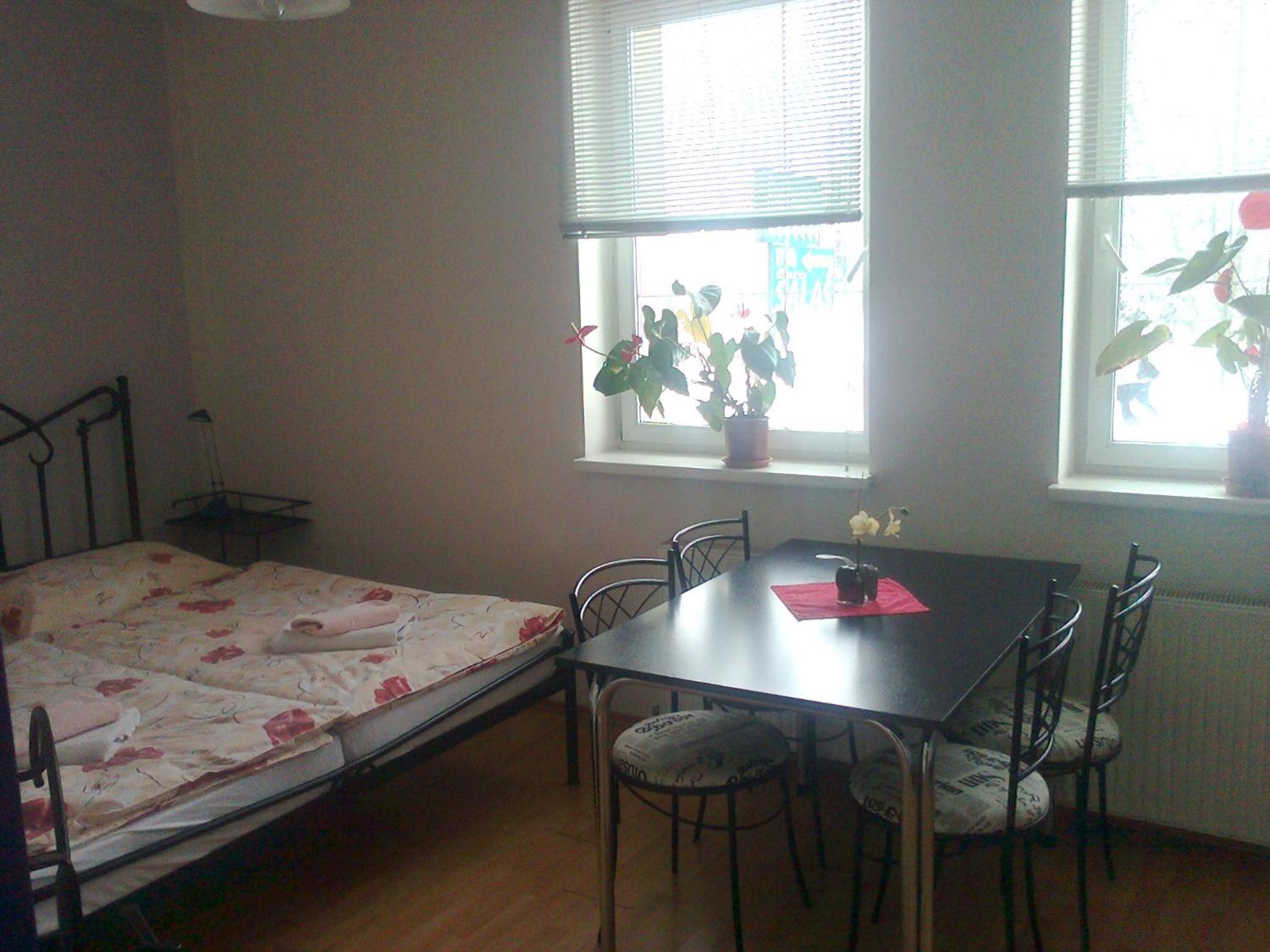 Double Room - Photo 7