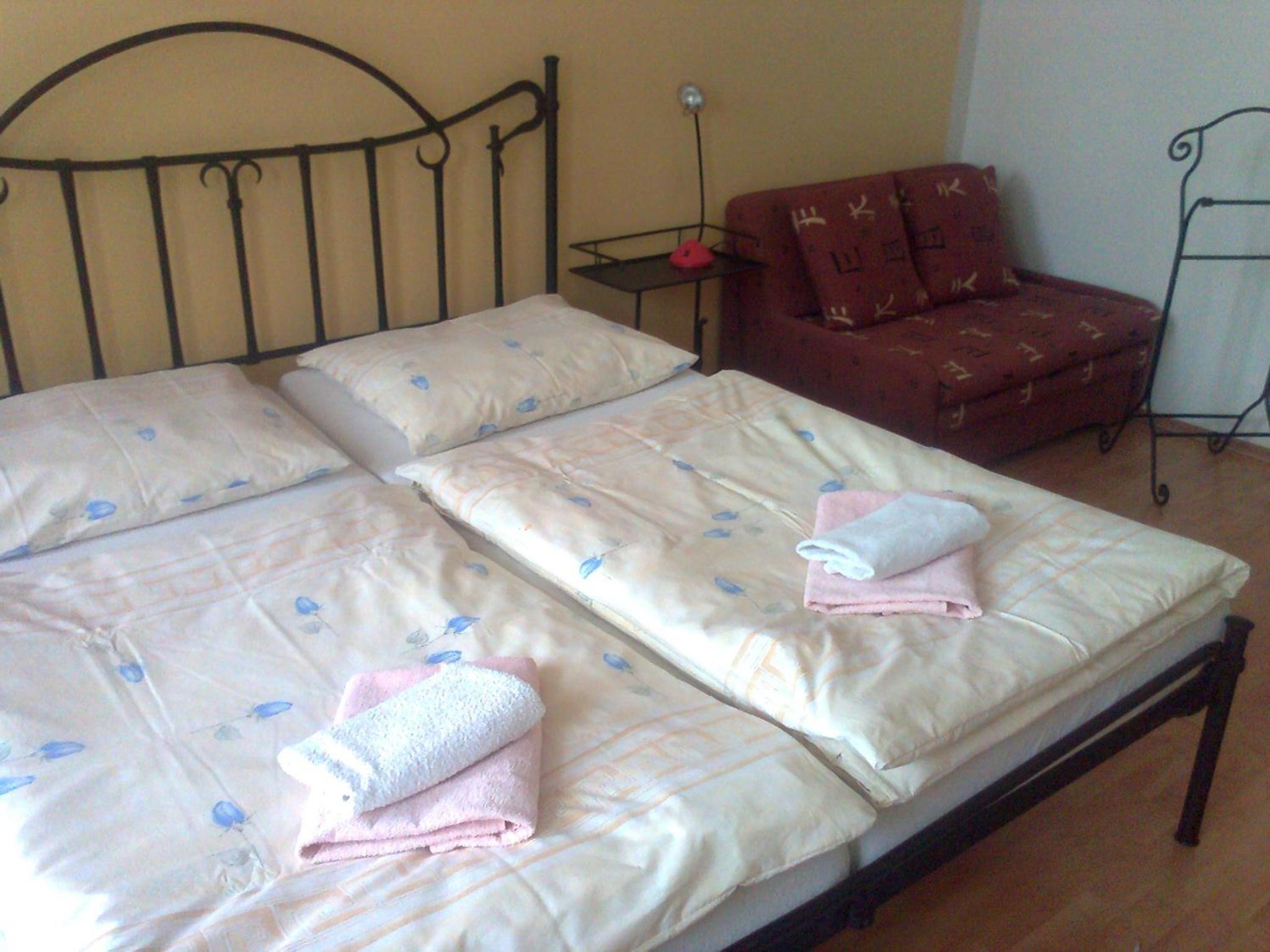 Double Room - Photo 3