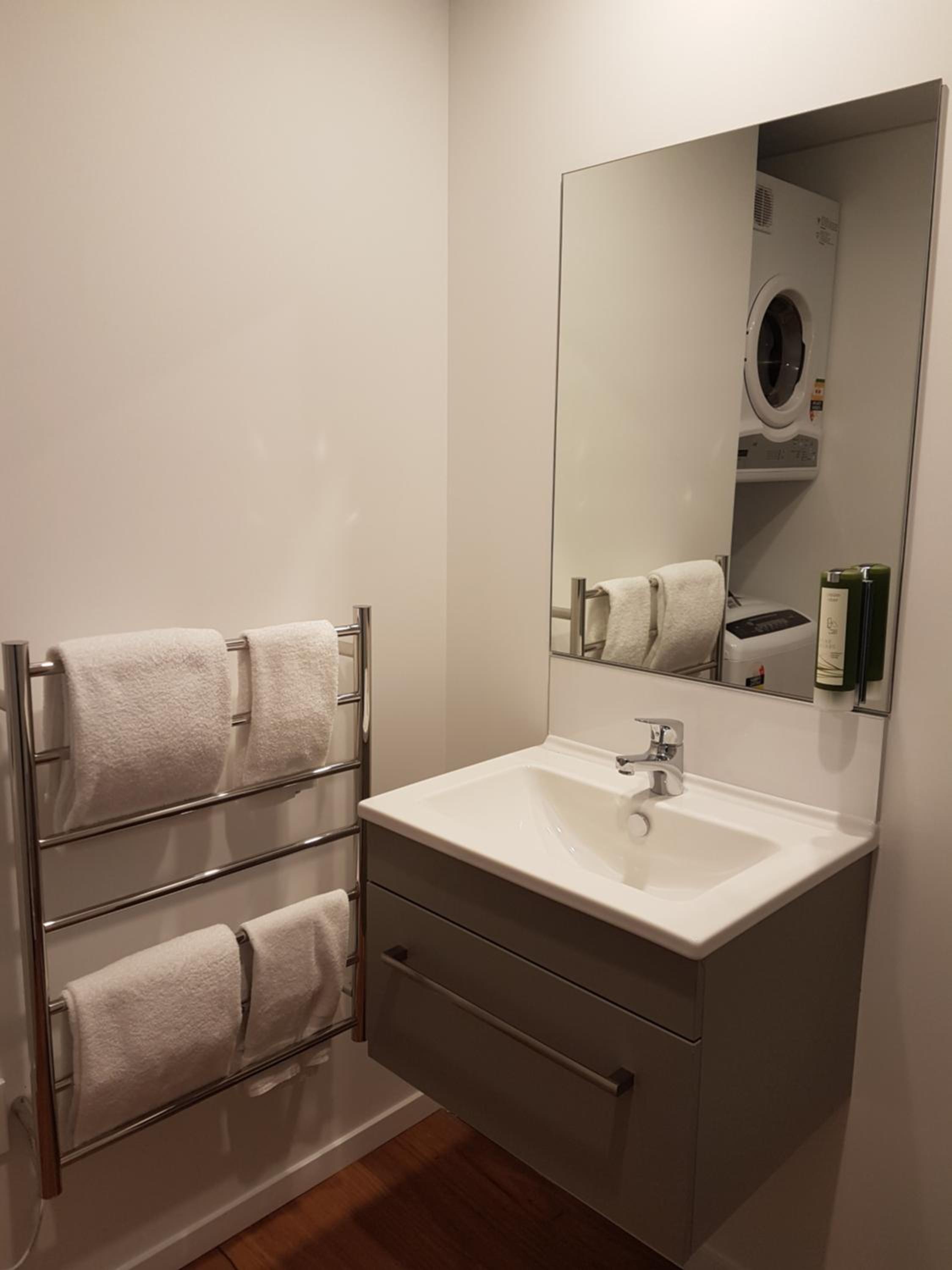 Executive King Suite - Non-Smoking