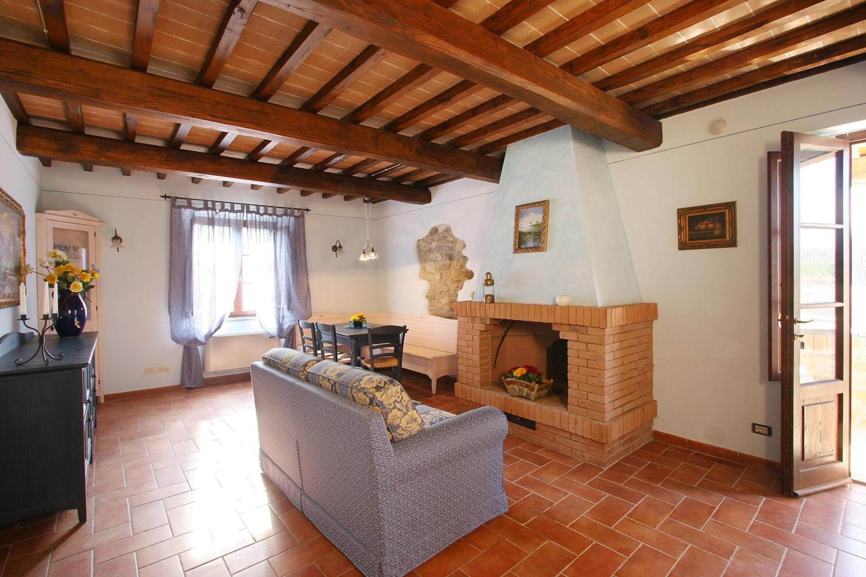 Apartment with Balcony photo 2