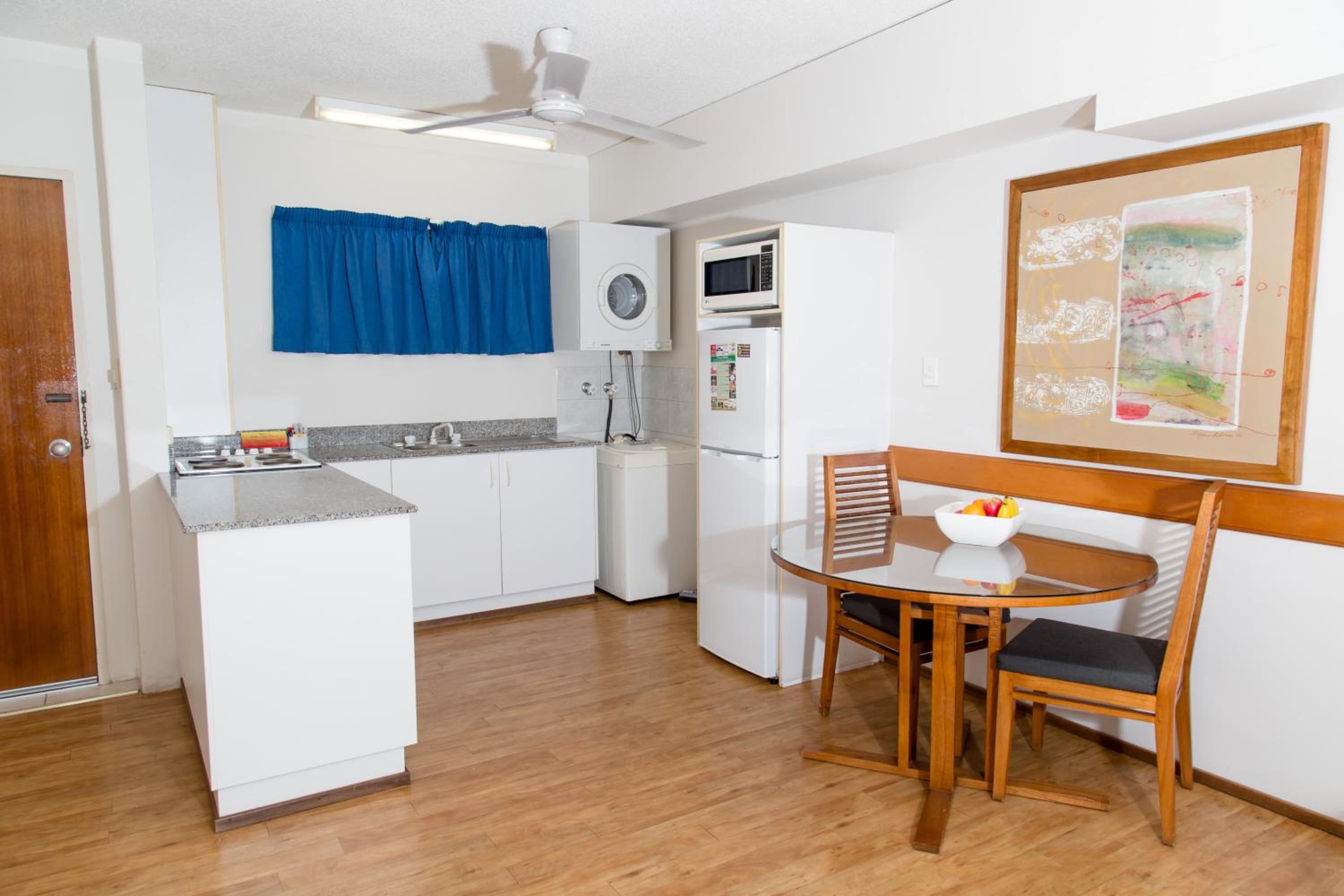 Premium Two Bedroom Apartment includes Free Parking & Wifi