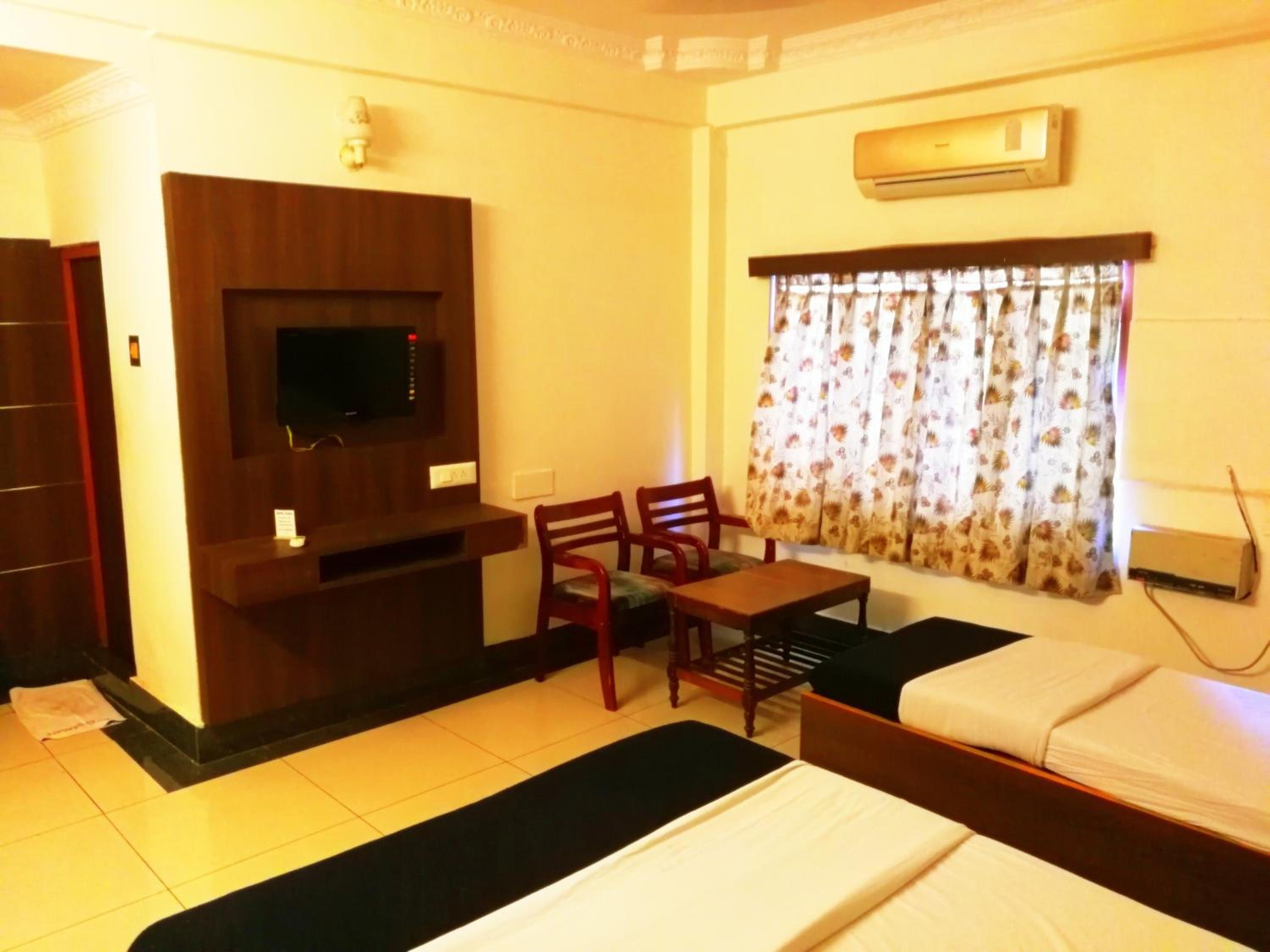 Standard Triple Room - Photo 1