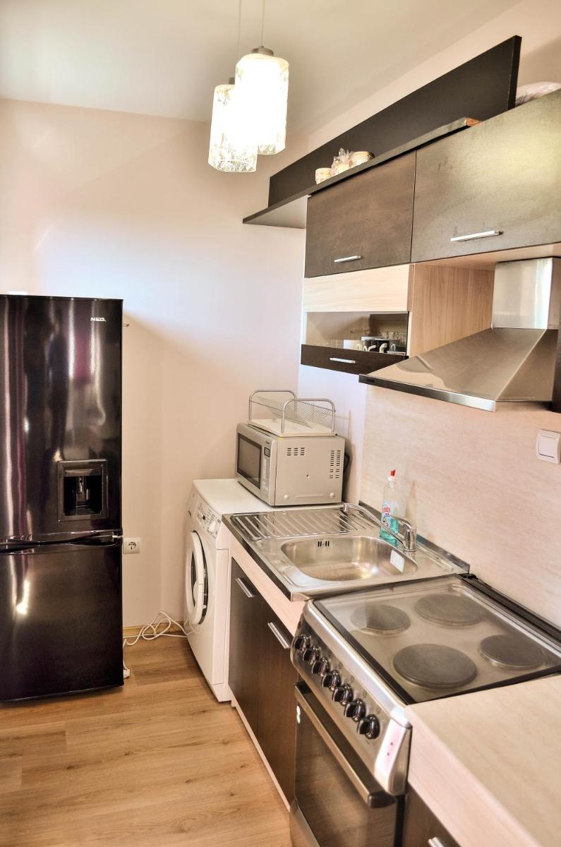 Two-Bedroom Apartment - Photo 19