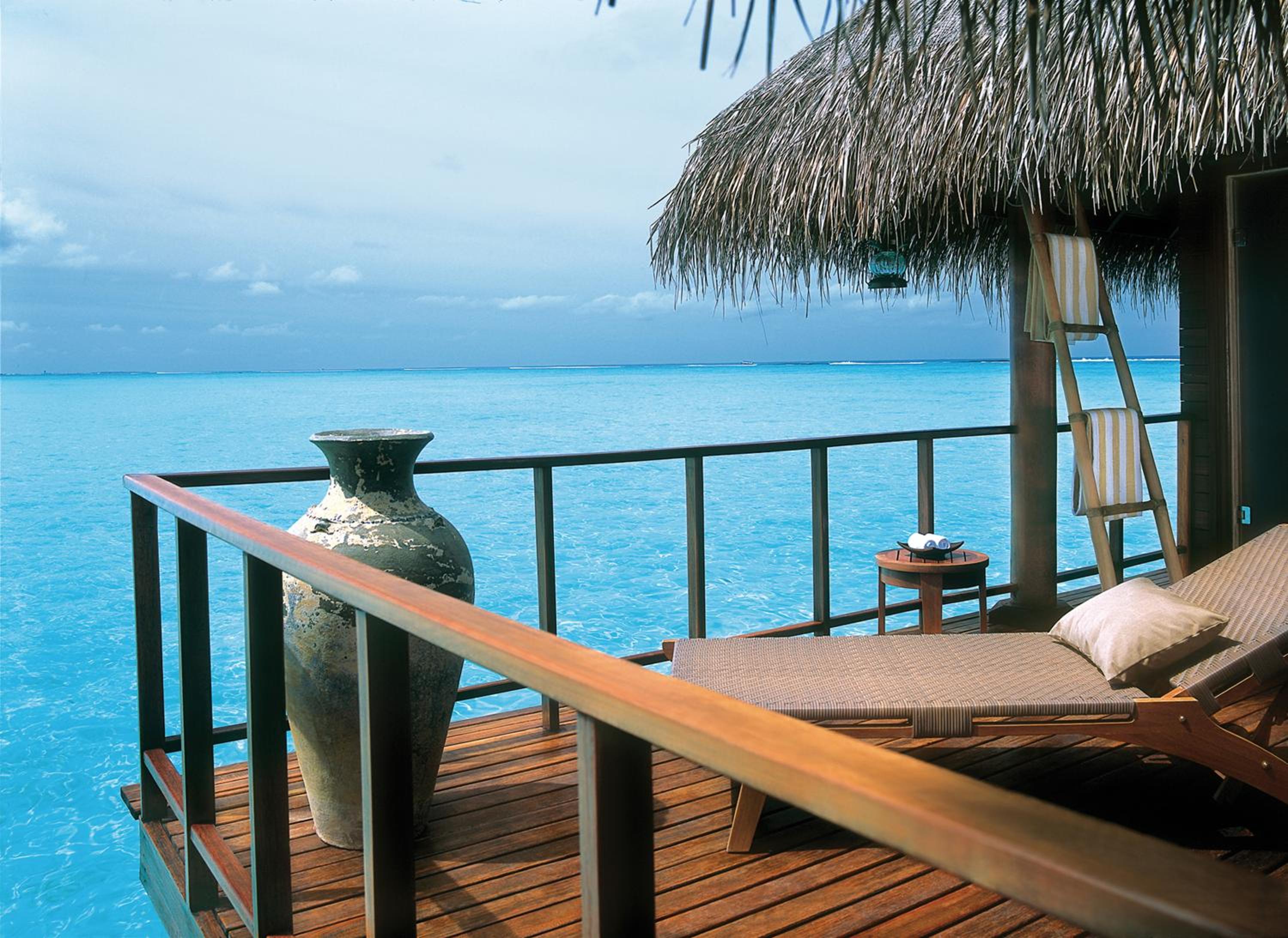 Sunrise Overwater Villa photo 2