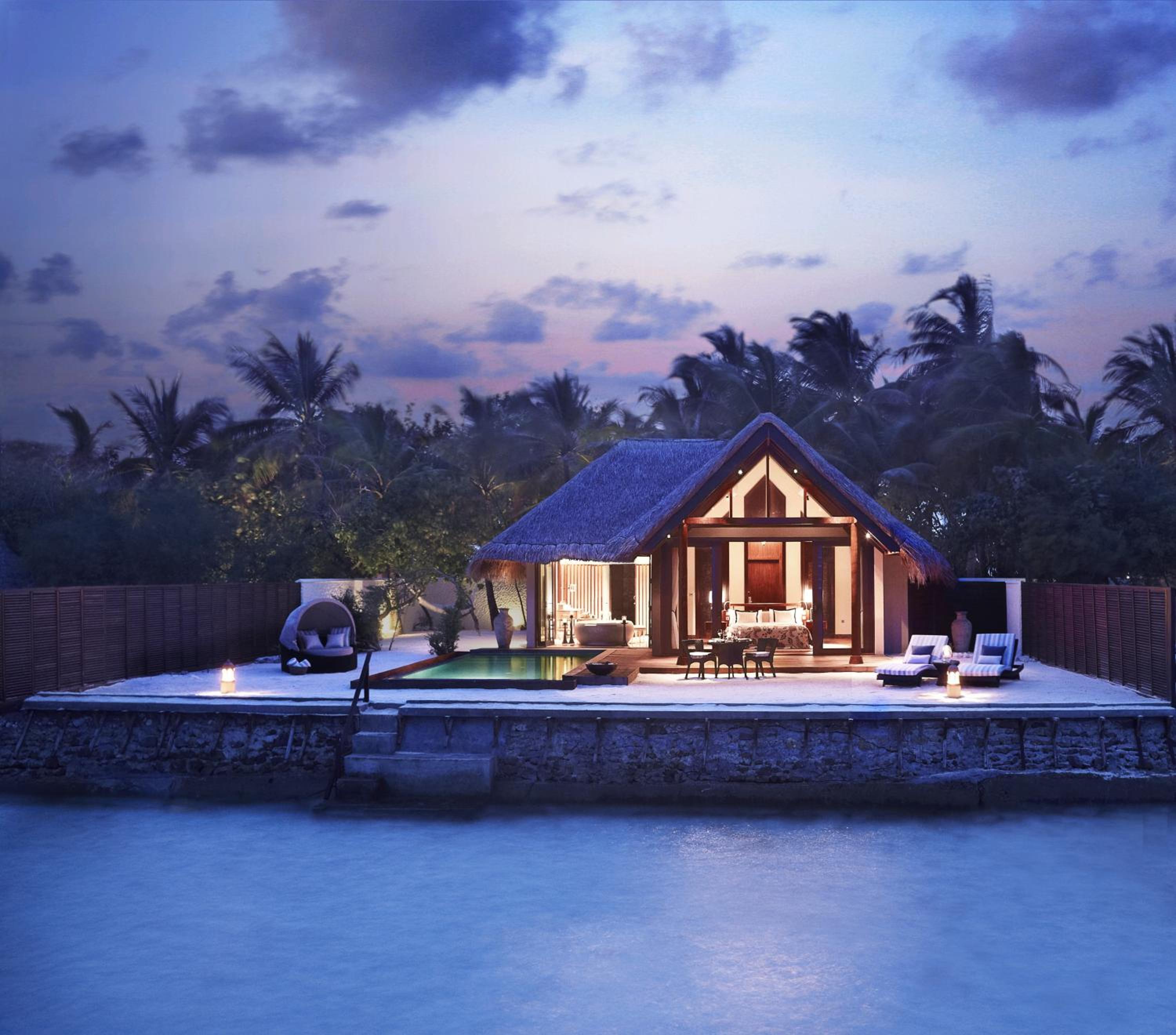 Sunrise Oceanfront Villa with Pool photo 3