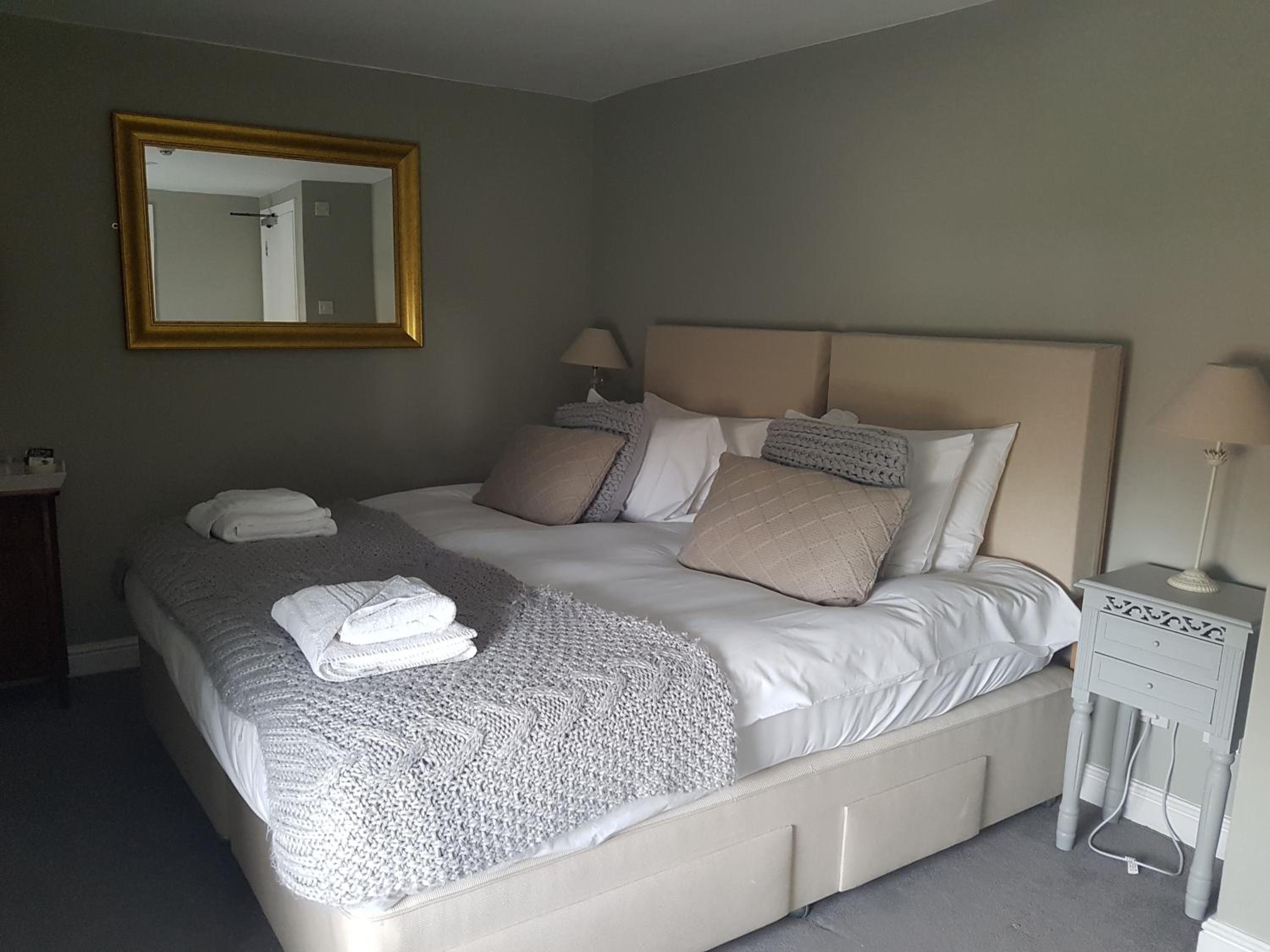 Double Room - Photo 4