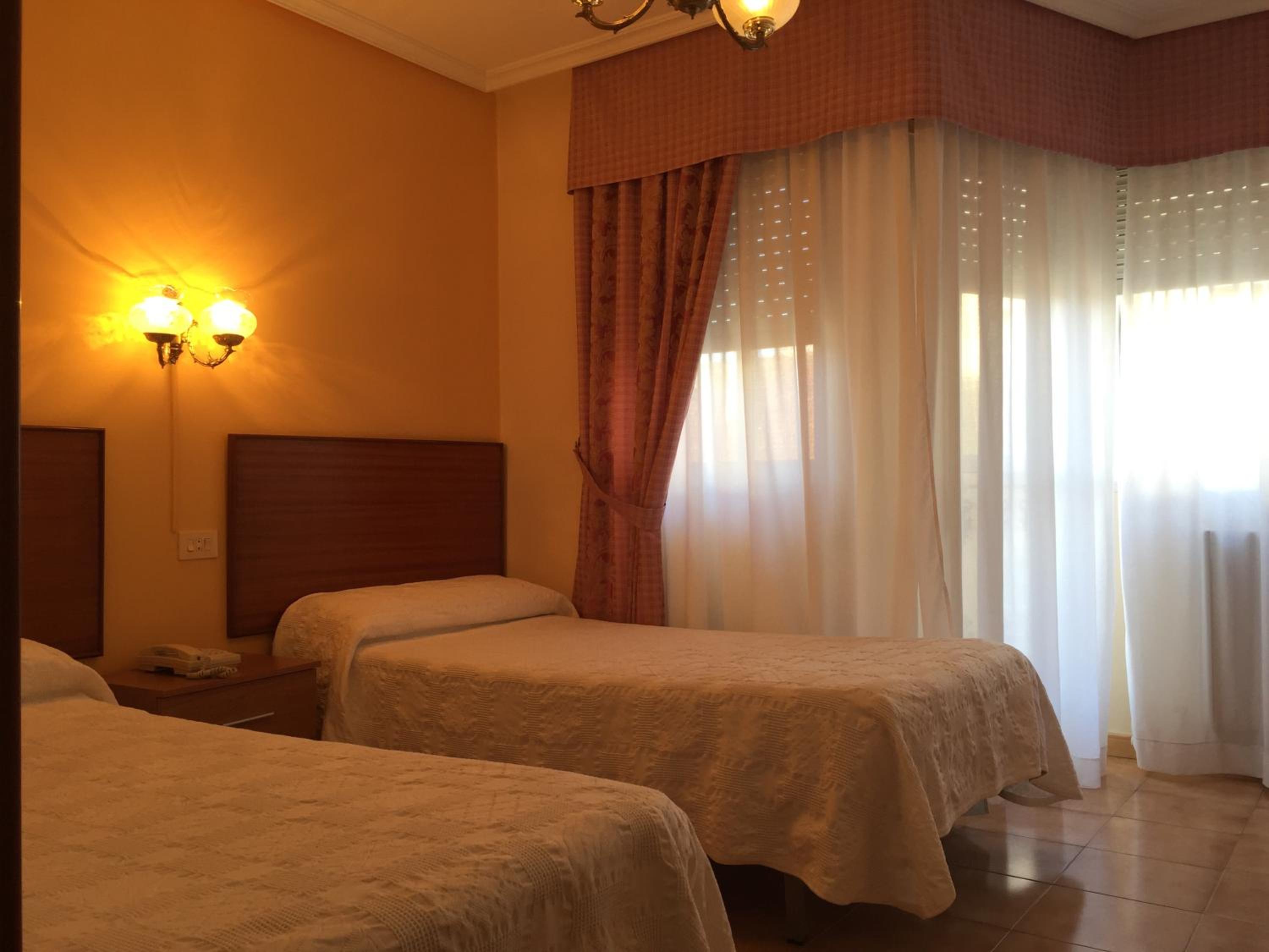 Habitación Doble o con Dos Camas