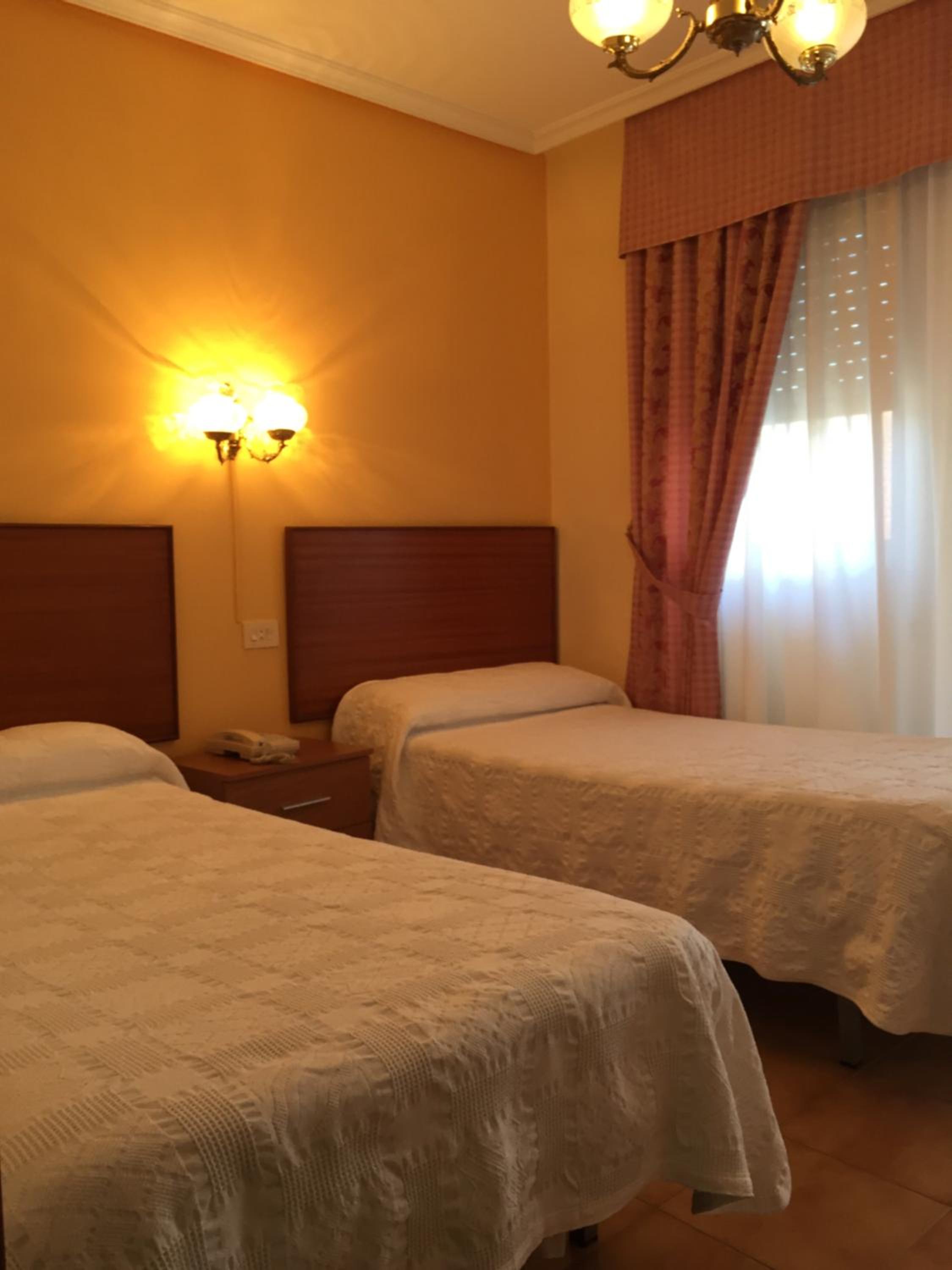 Double or Twin Room photo 2
