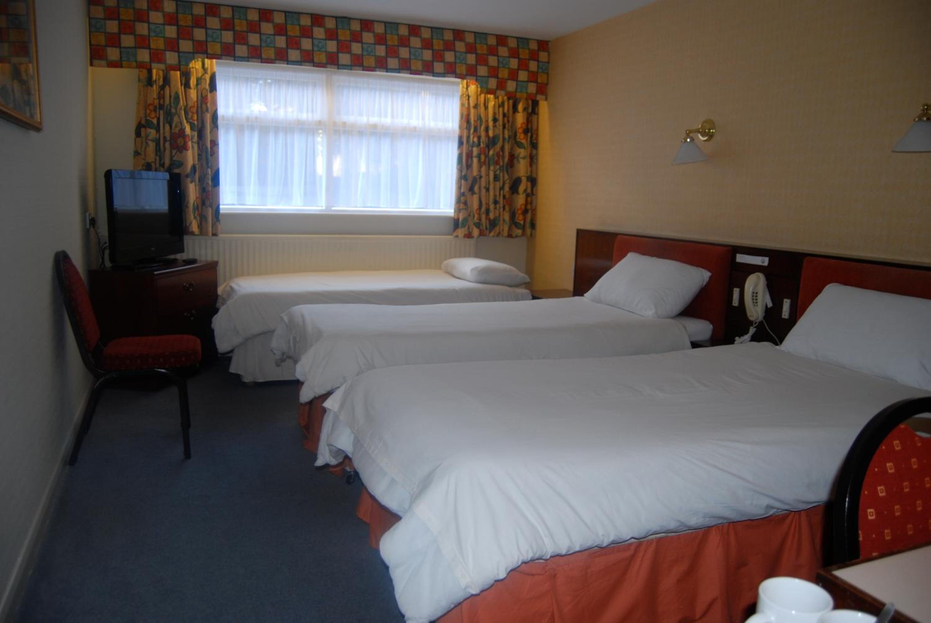 Triple Room Ensuite - Photo 6