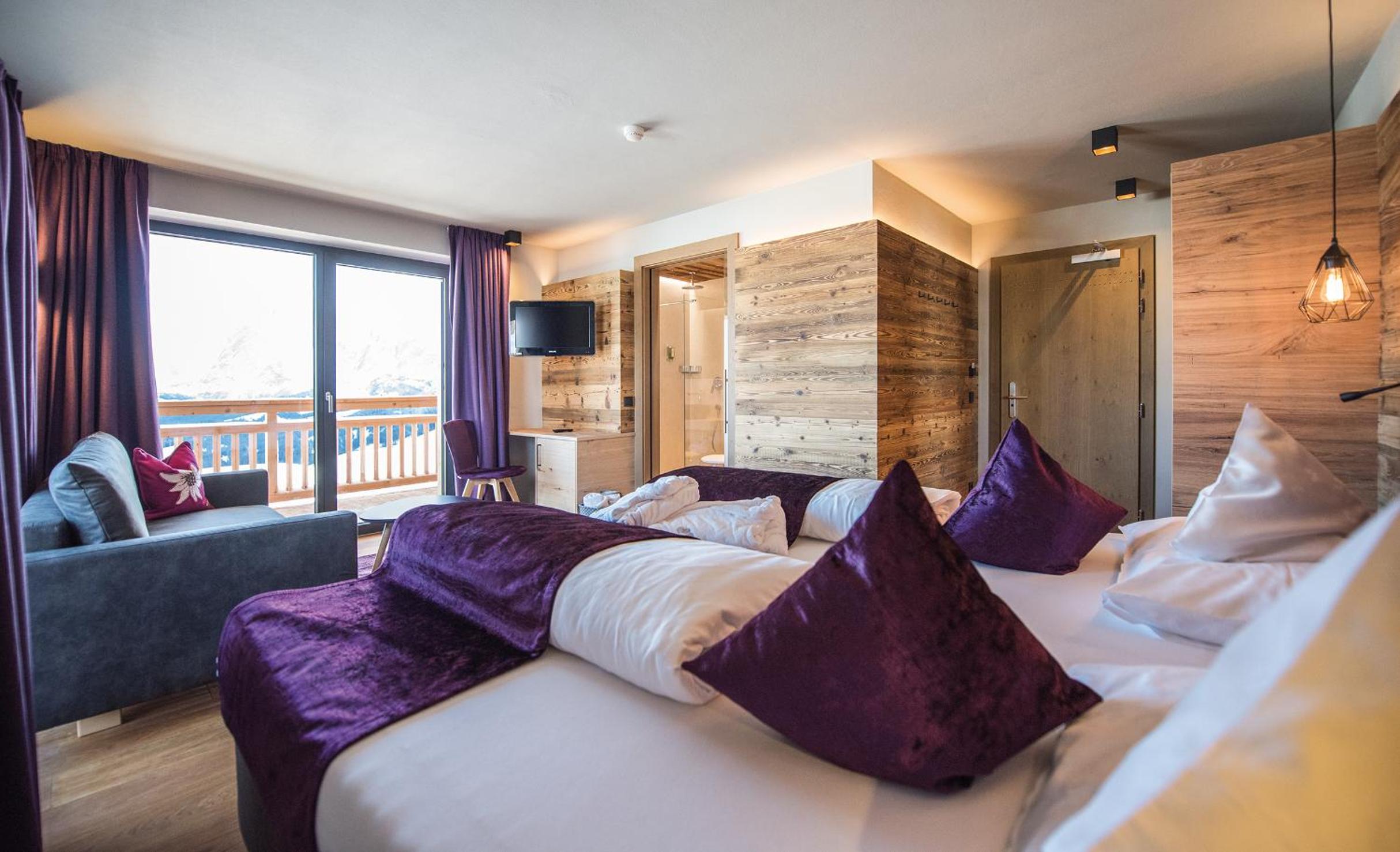 Double Room with Mountain View photo 3