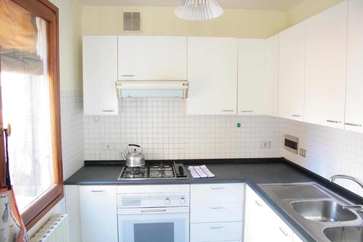 Apartment photo 3
