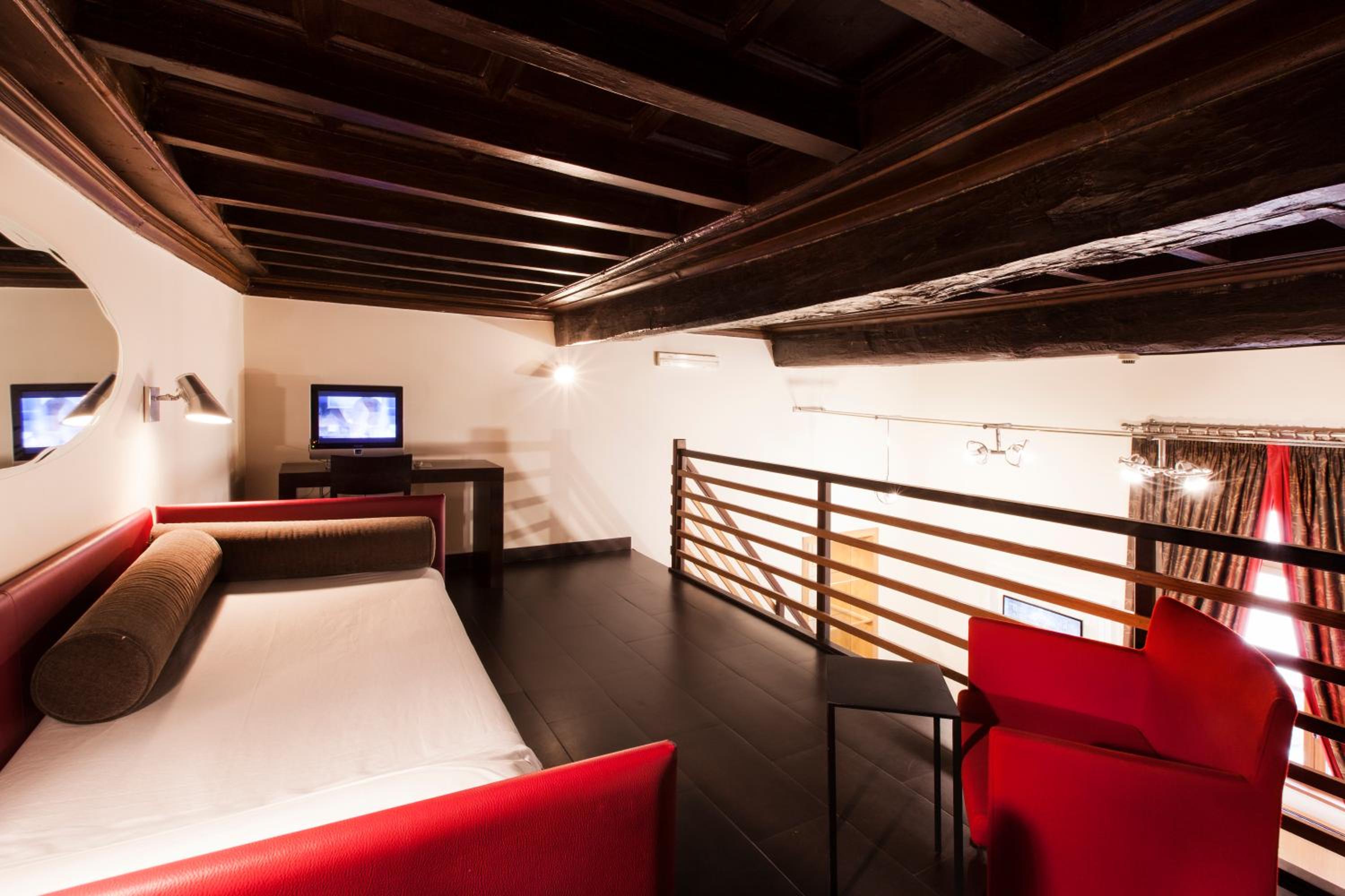 Suite photo 2