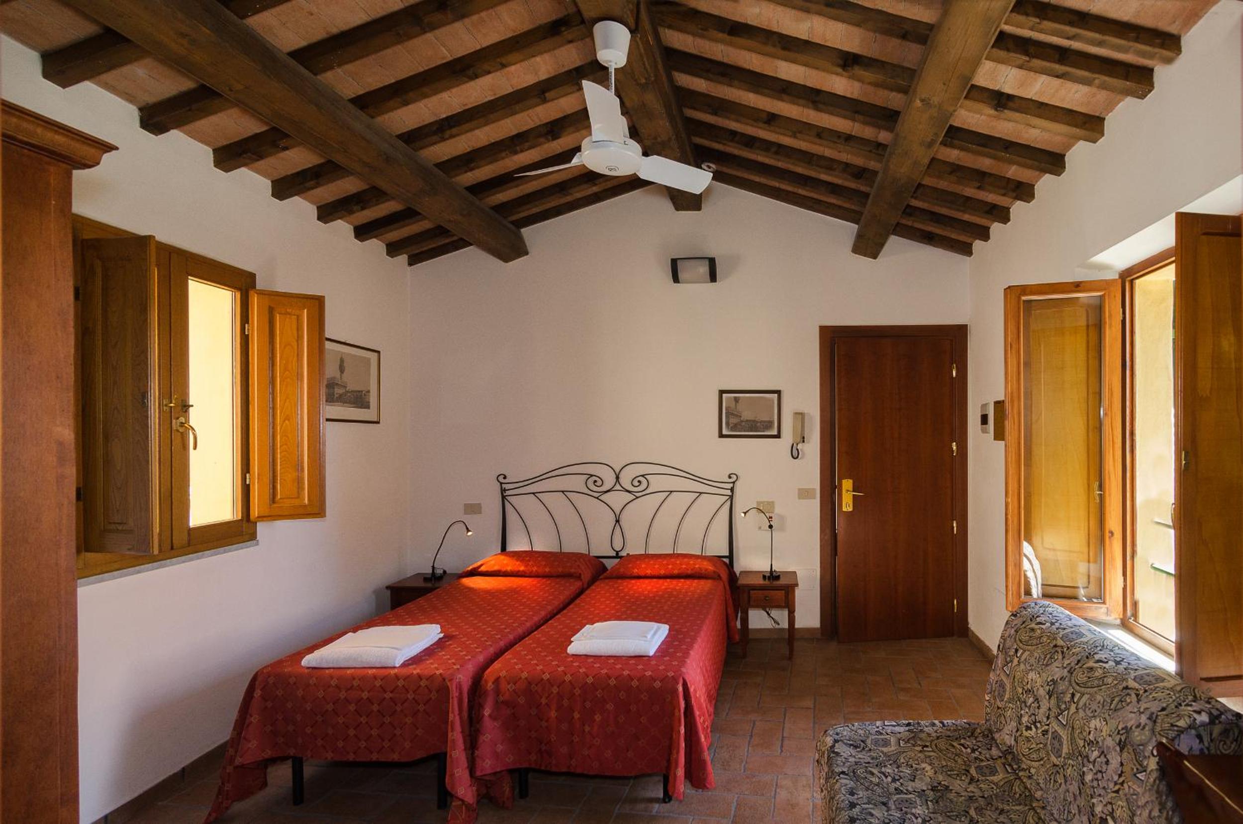 Quadruple Room - Photo 10
