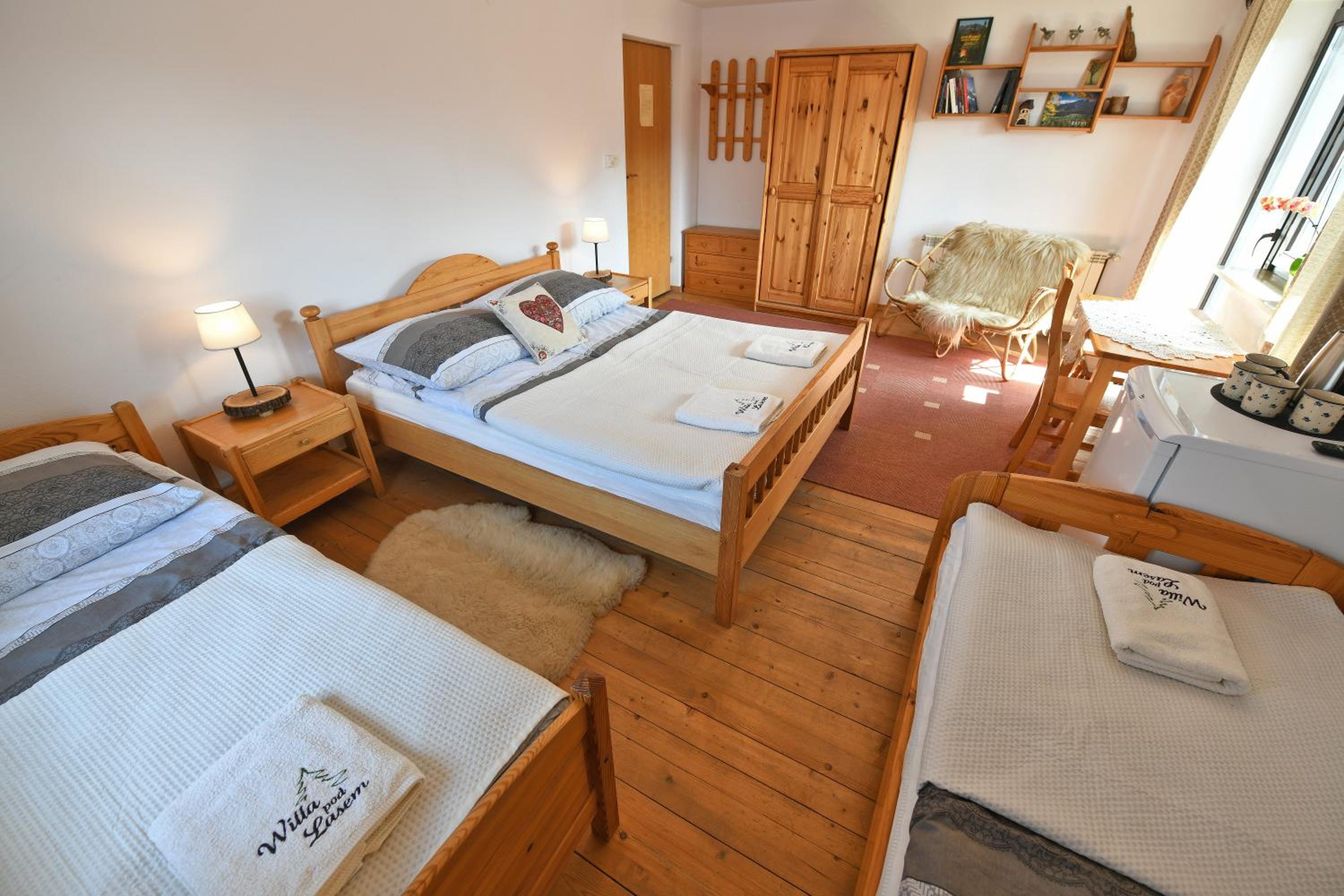 Quadruple Room - Photo 1