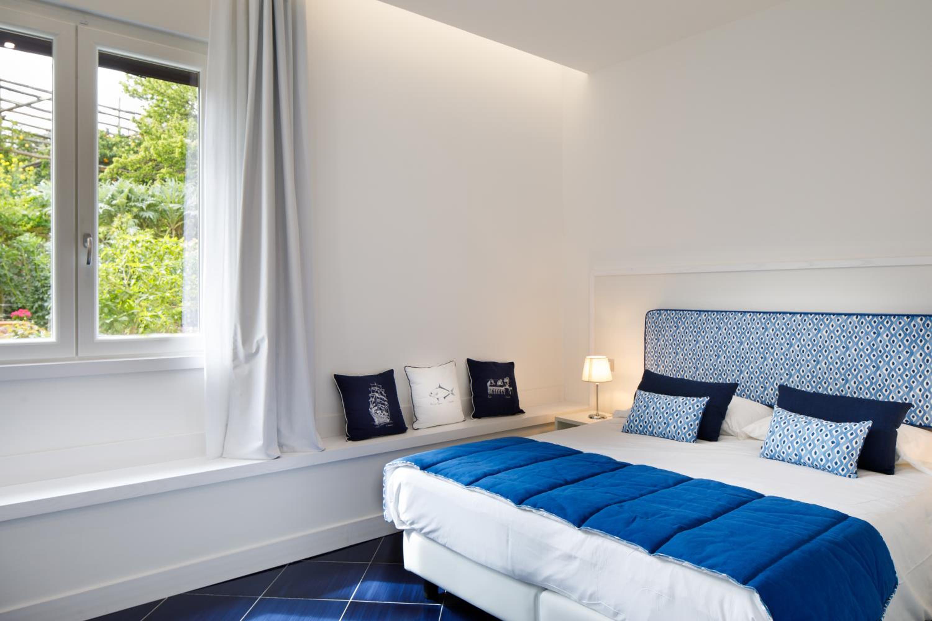 Deluxe Double or Twin Room - Photo 5