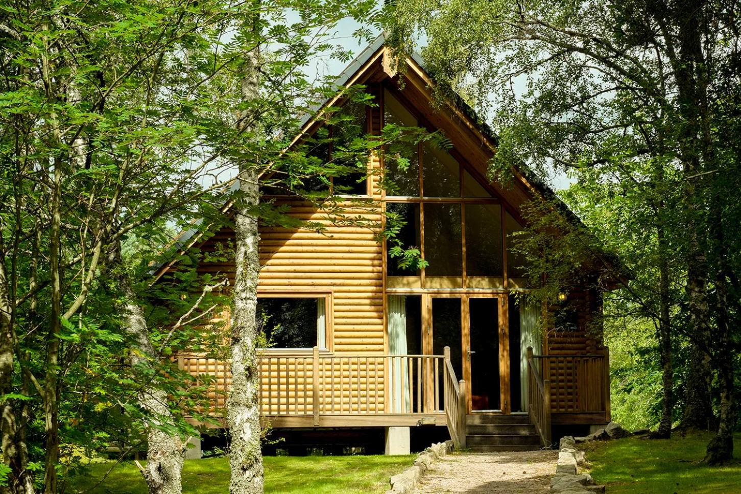 3 Bed Woodland Lodge photo 3