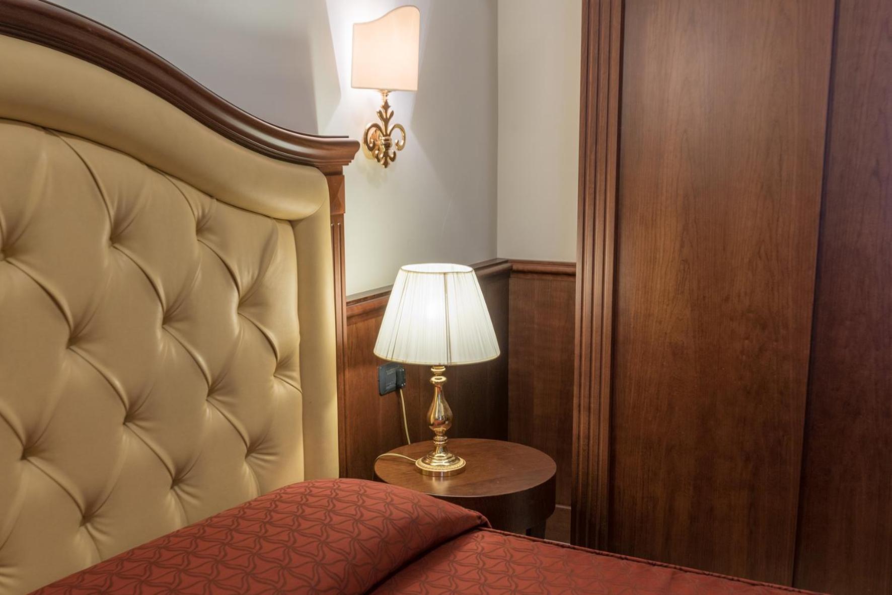 Double or Twin Room photo 3