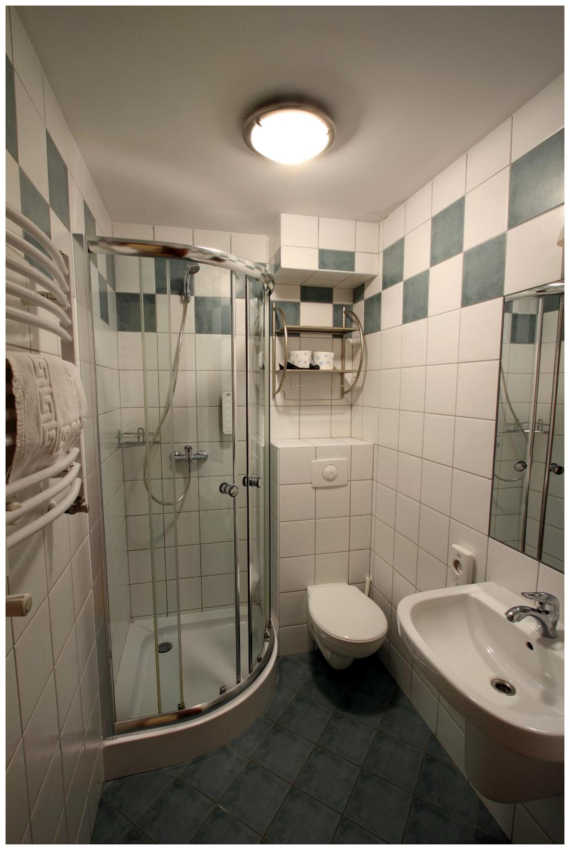 Standard Double Room - Photo 2