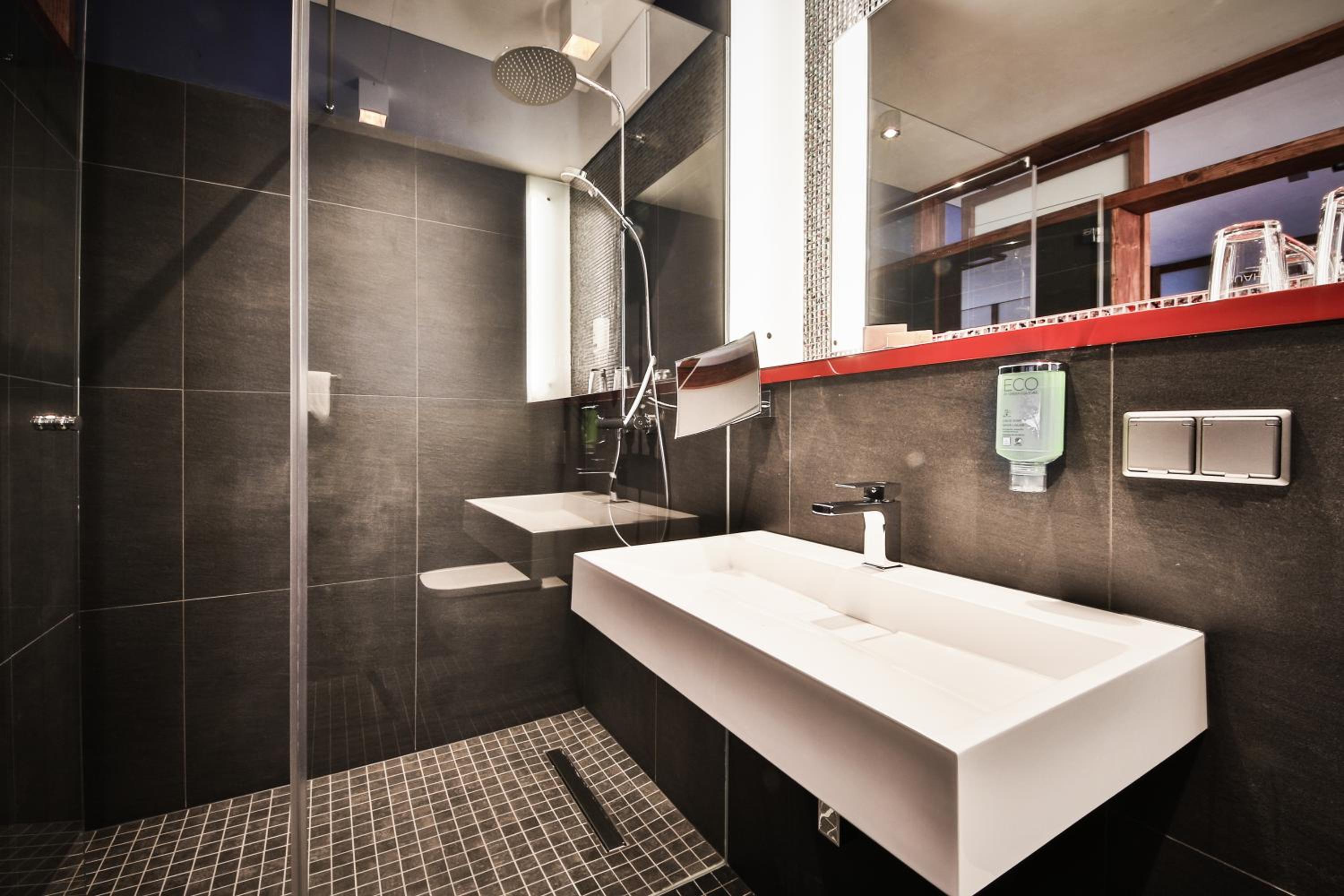 Double Room - Photo 4