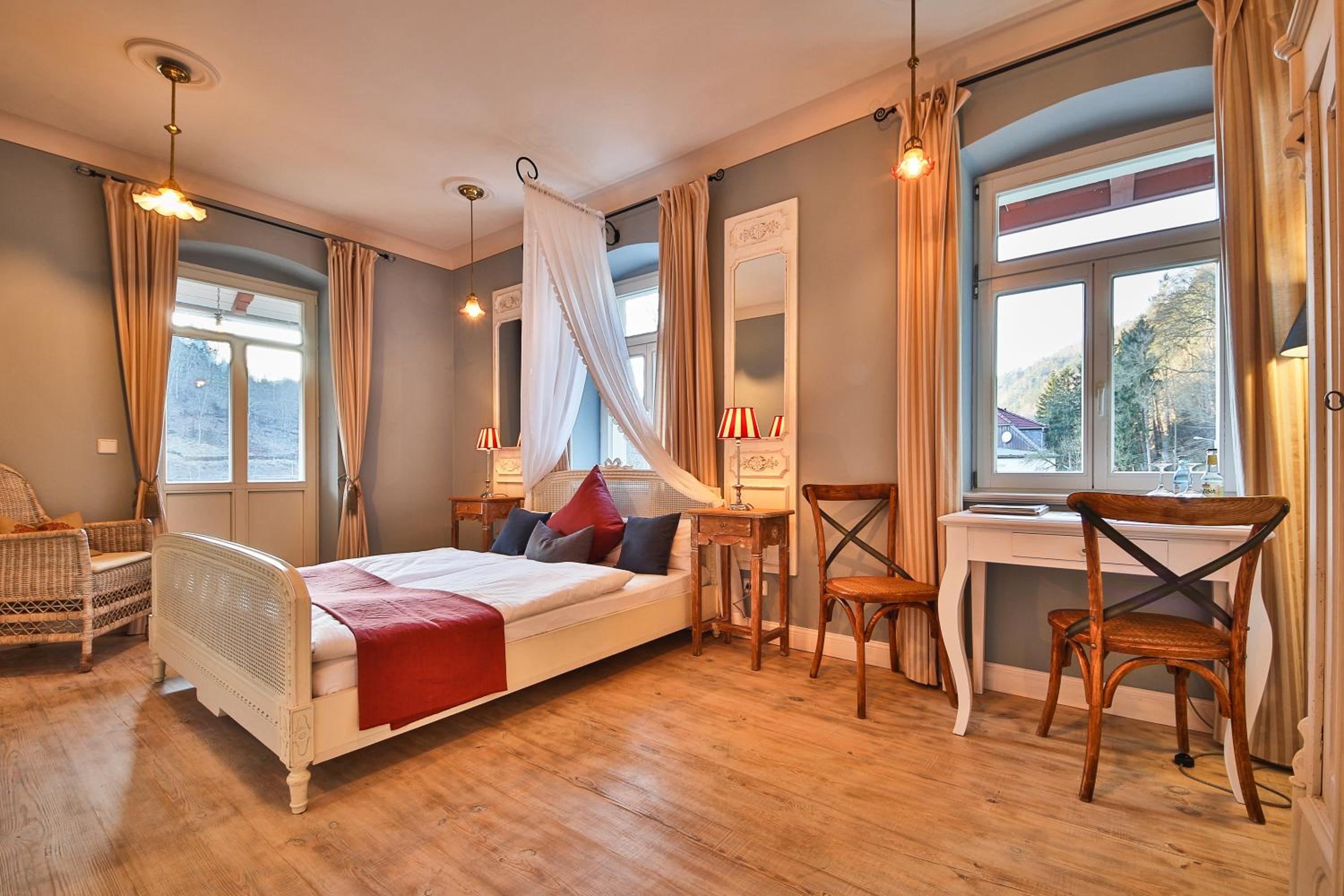 Double Room - Photo 10